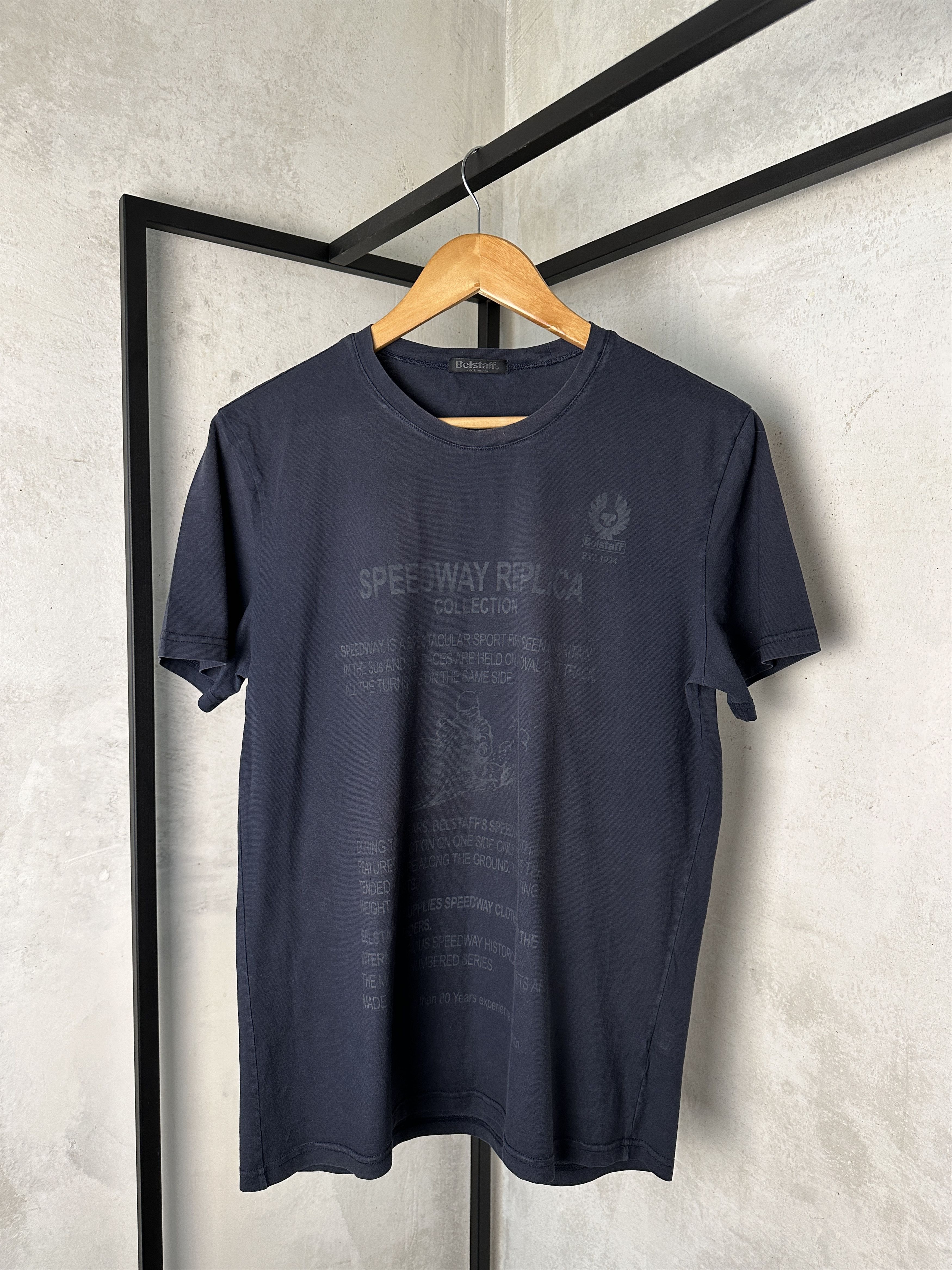 Tシャツ・カットソー BELSTAFF Men T Shirts 100055 SPSGN Green Belstaff T-Shirt in Sage Green | Belstaff | EQVVS