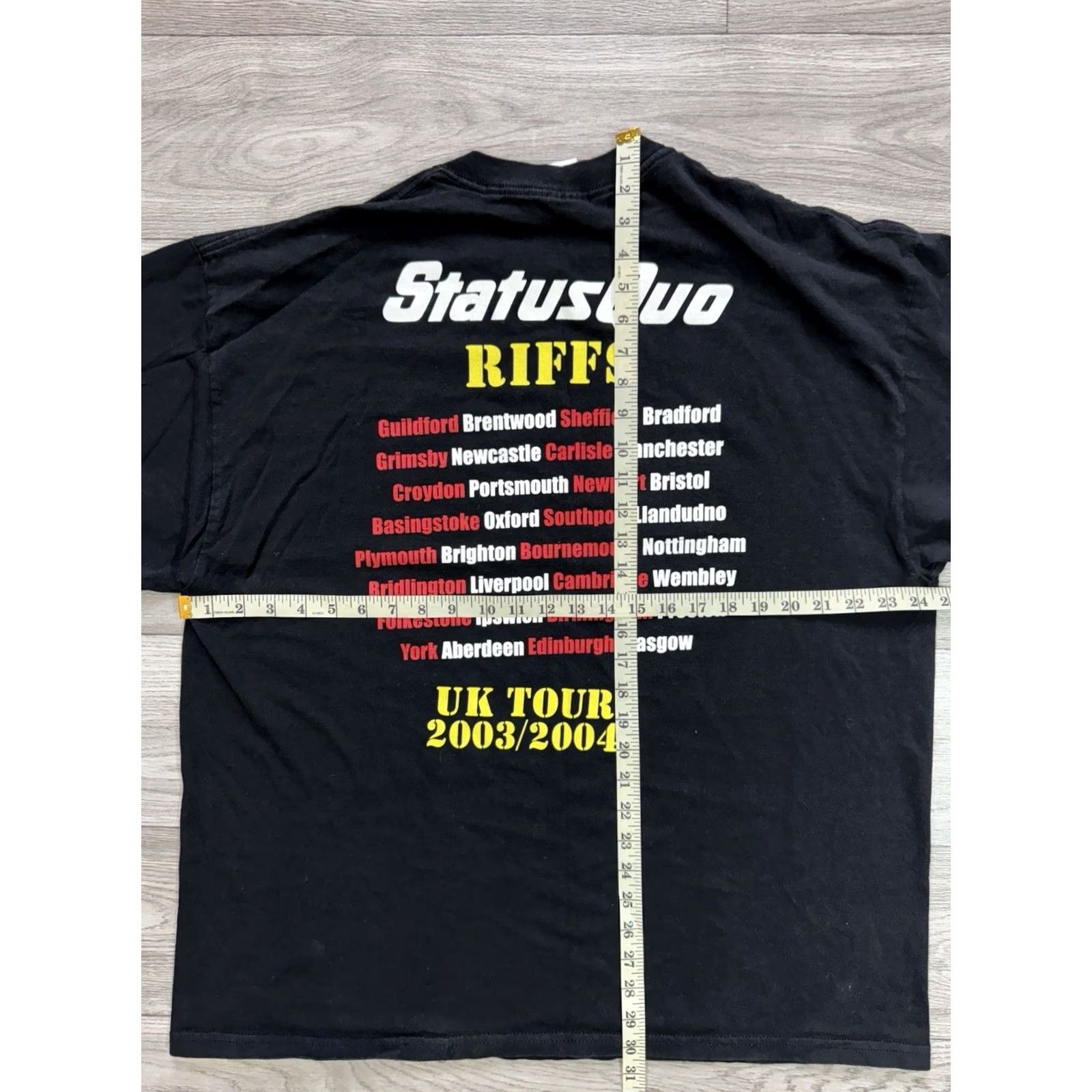 Gildan VINTAGE Status Qwo RIFFTS Tour UK 2003 2004 Rock Band T-Shirt Black 2XL Mens Short Sleeve T-Shirt XS? Size US XXL / EU 58 / 5 - 3 Thumbnail