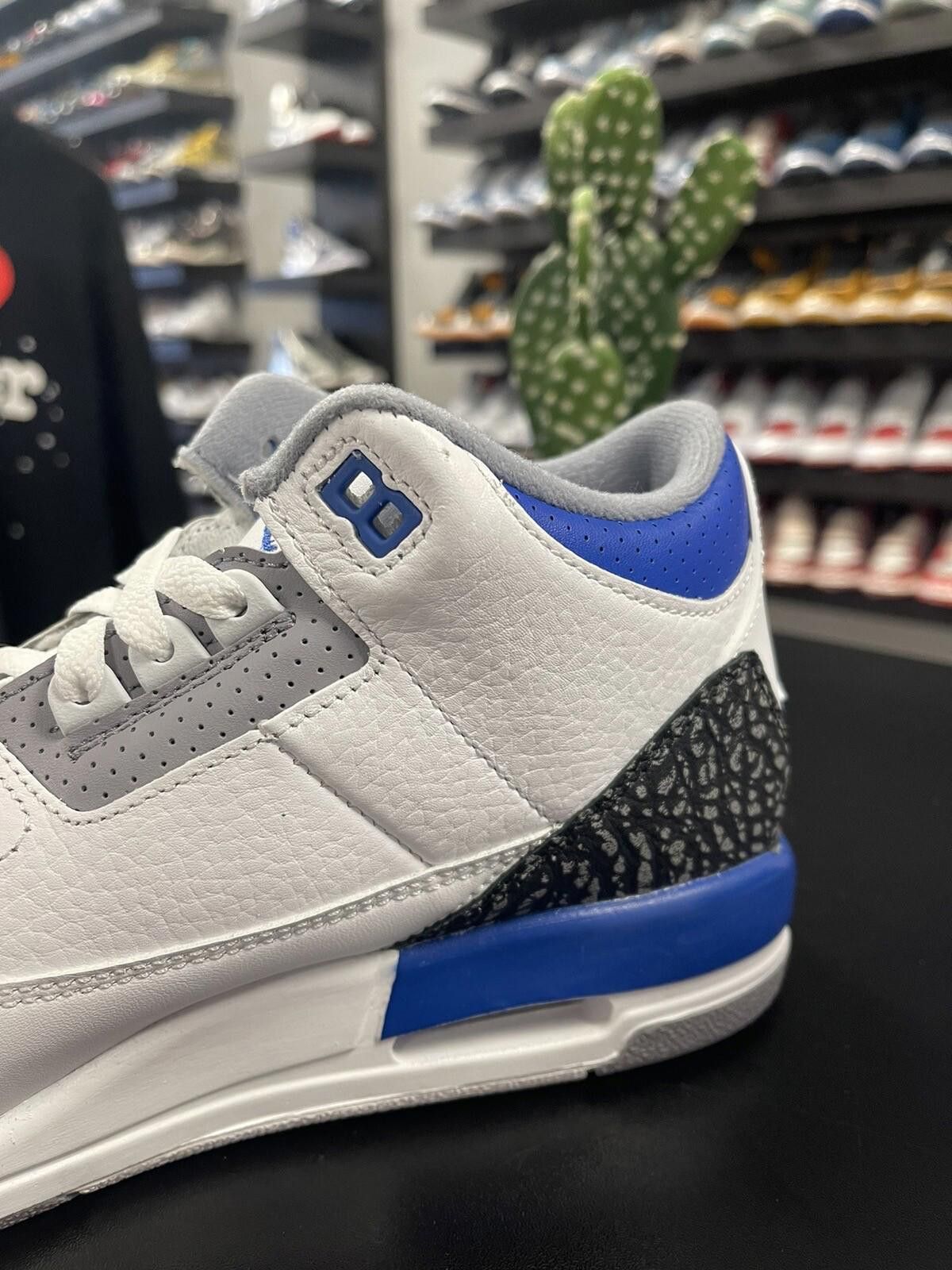 Jordan Brand Size 7 - Air Jordan 3 Retro Racer Blue (GS) Basketball Size US 7 / EU 40 - 7 Thumbnail