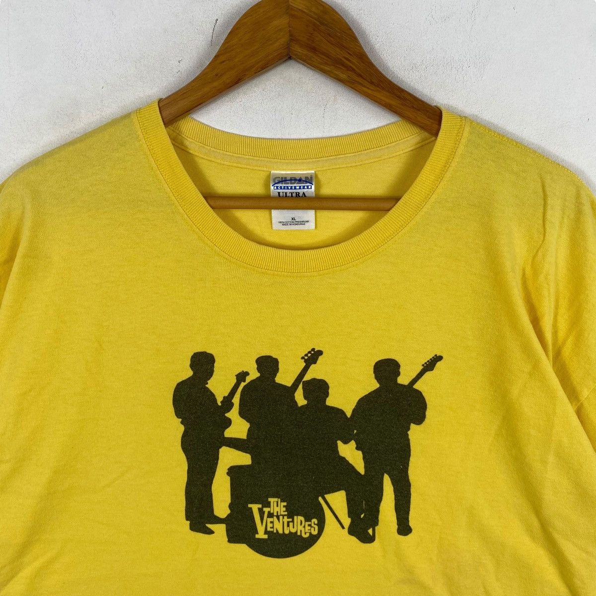 Band Tees × Vintage Vintage 00's THE VENTURES American Instrumental Rock Band Size US XL / EU 56 / 4 - 2 Thumbnail
