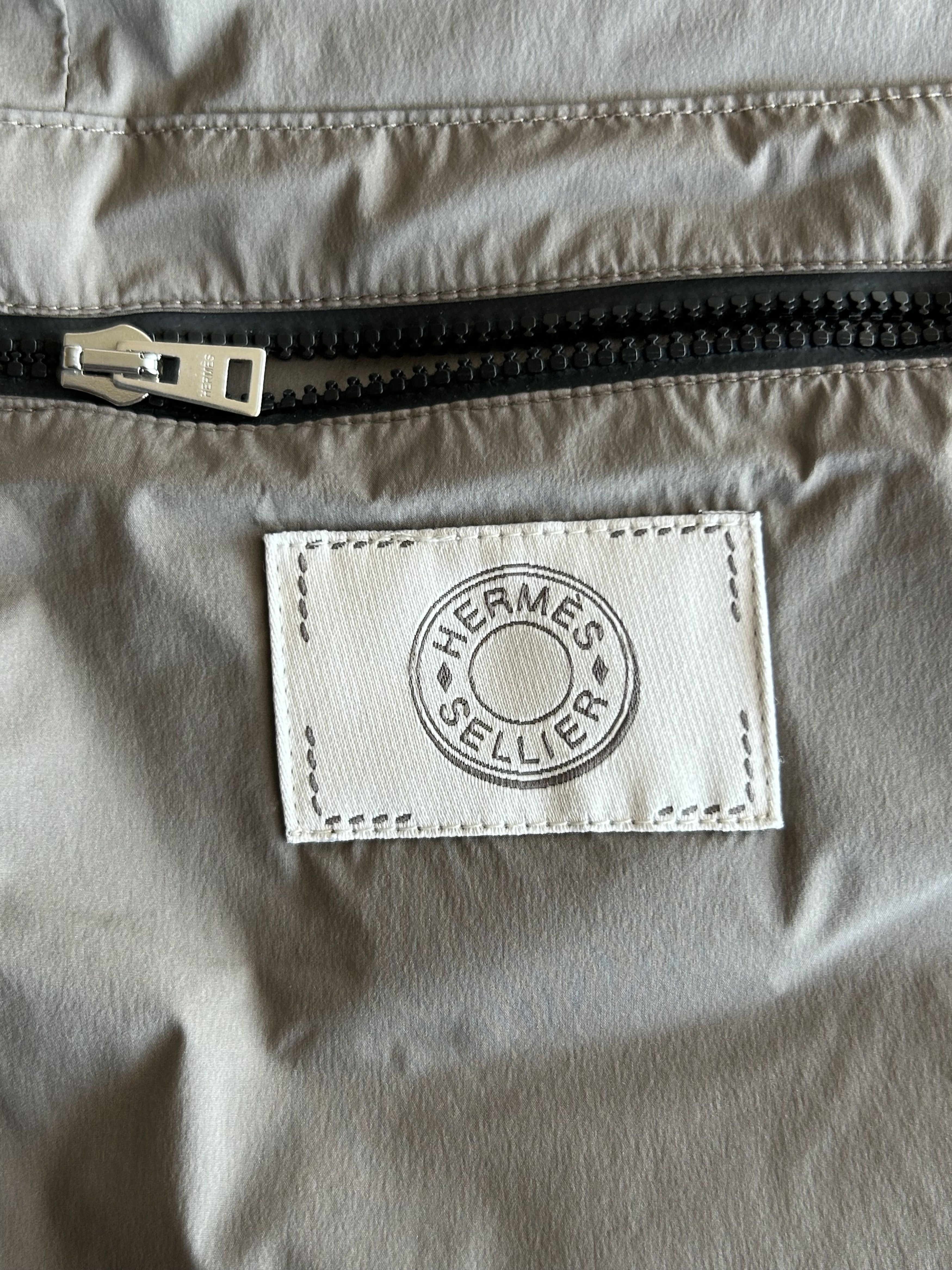 Hermes Hermes Grey Women's Puffer Vest Size L / US 10 / IT 46 - 3 Thumbnail