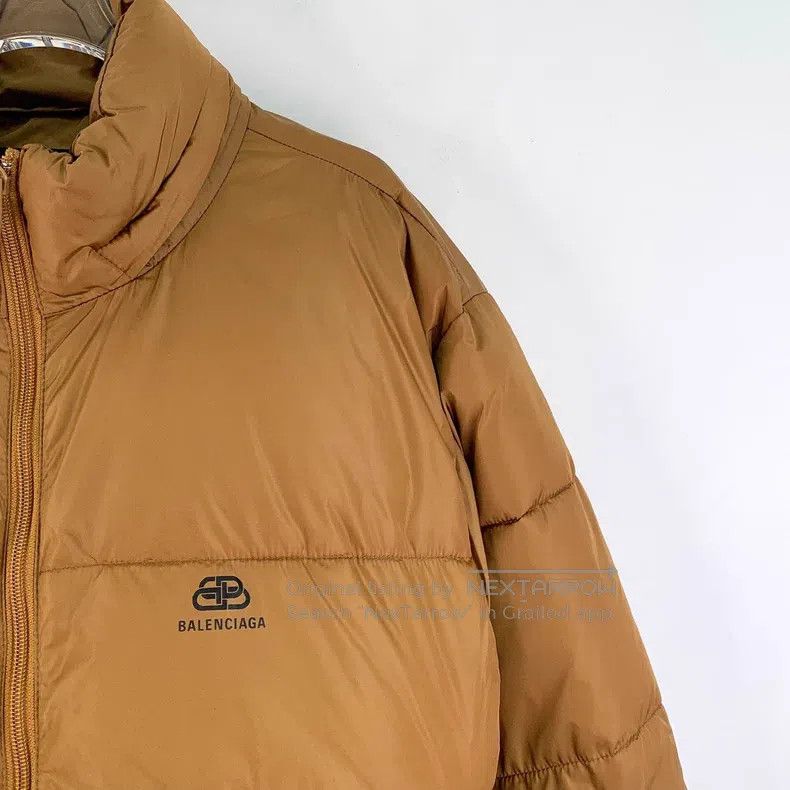 Balenciaga Balenciaga Brown logo letter print stand-up collar zip-up Size US M / EU 48-50 / 2 - 3 Thumbnail