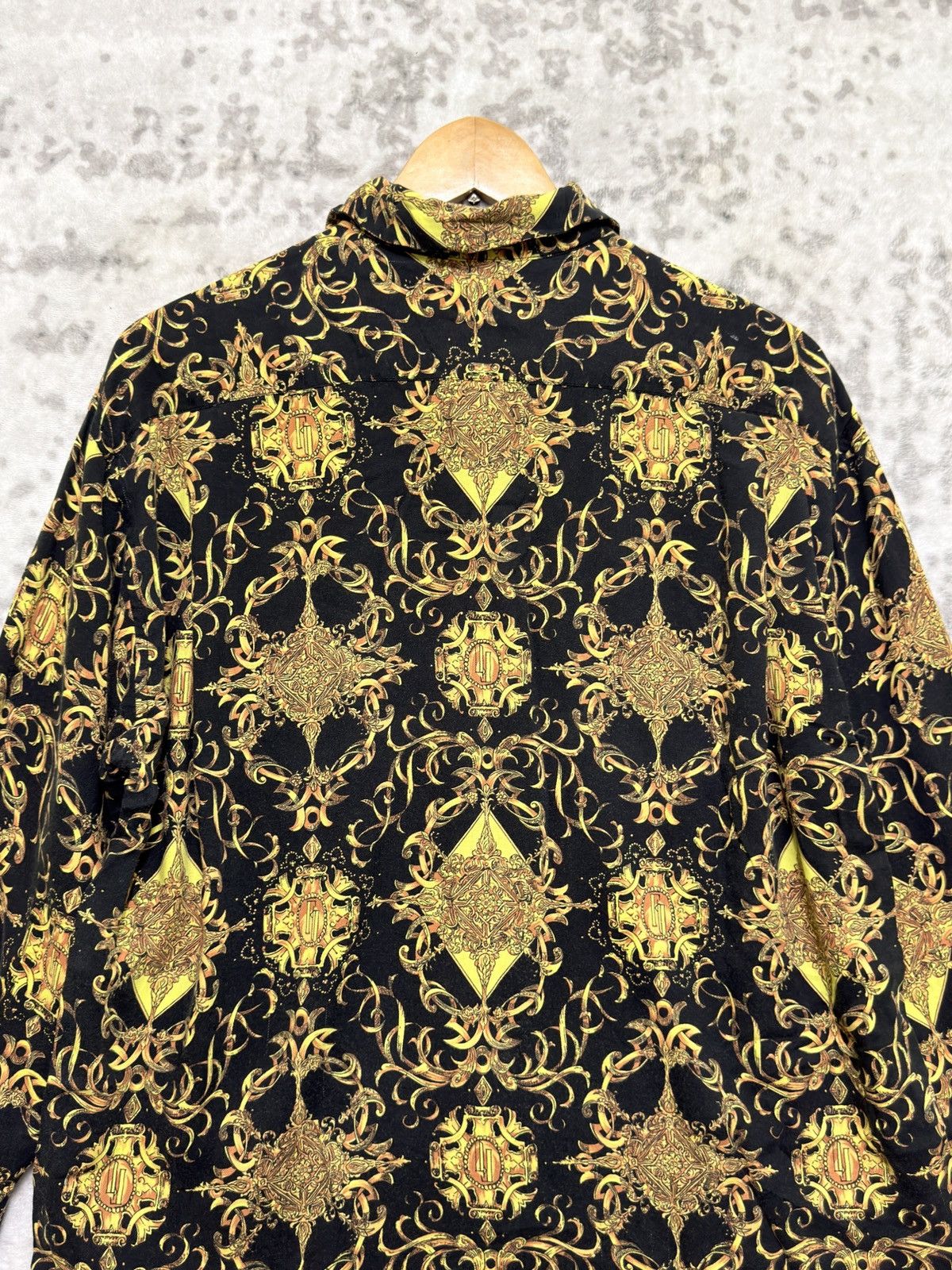 Yoshiyuki Konishi Vintage Ficce Yoshiyuki Konishi Barocco Rayon Black Gold Size US L / EU 52-54 / 3 - 8 Thumbnail