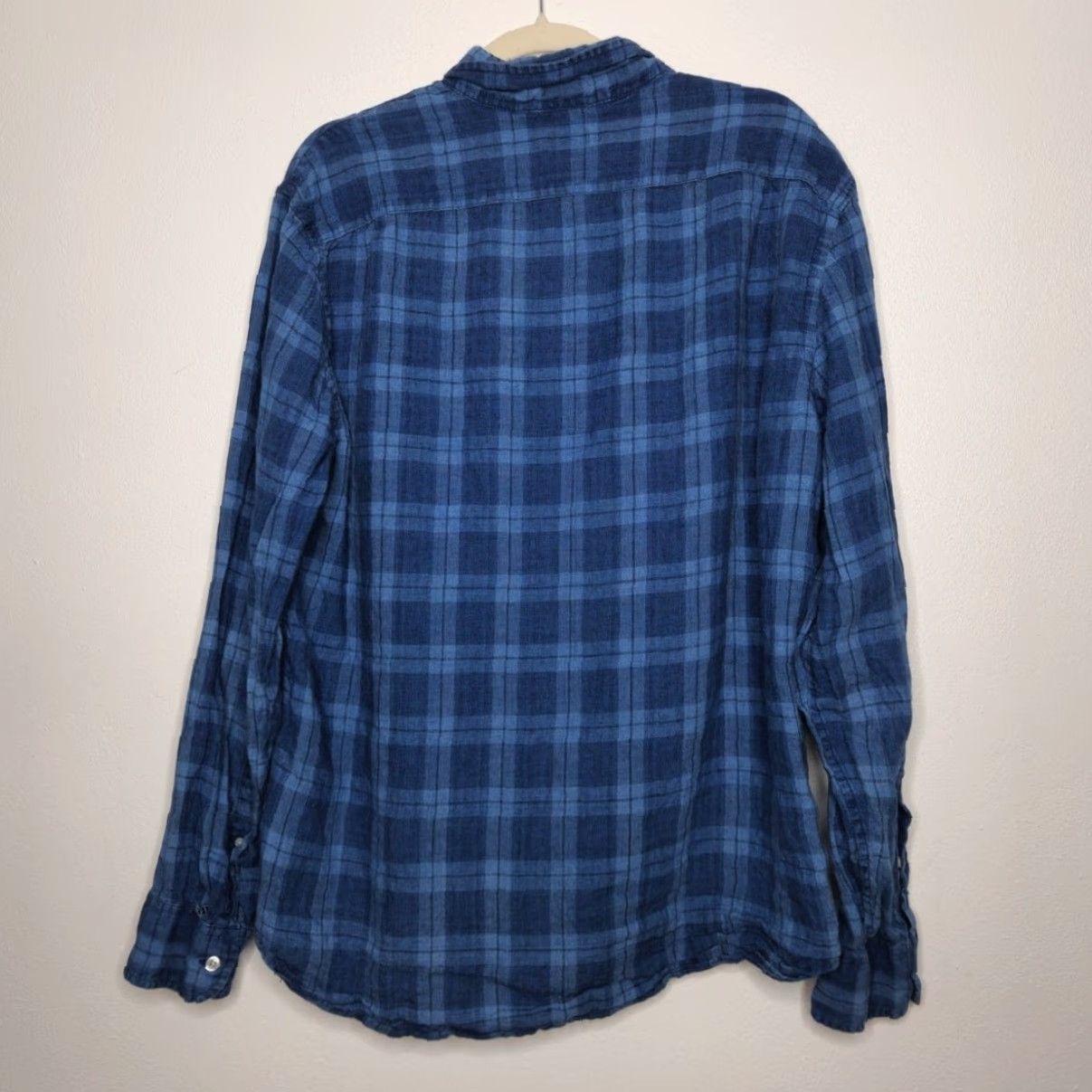 J.Crew VINTAGE J. Crew Baird McNutt Irish Linen Button Shirt Slim XL Blue Plaid Minimal Luxury Men Shirt Long Sleeve Size US XL / EU 56 / 4 - 6 Thumbnail