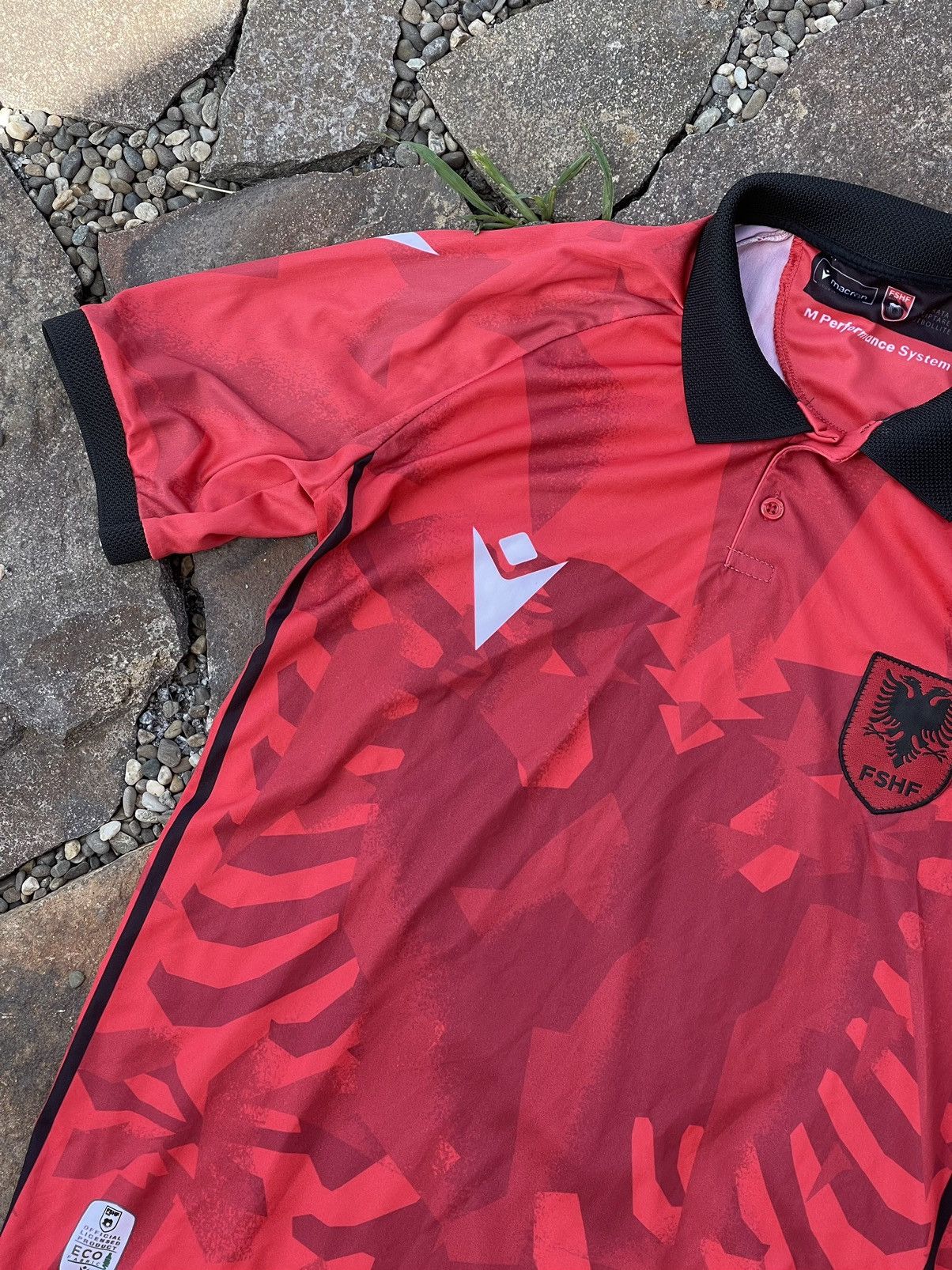 Macron Macron Albania soccer jersey Size US M / EU 48-50 / 2 - 3 Thumbnail