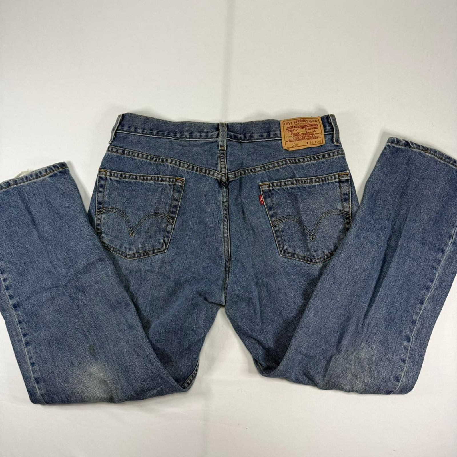 Levi's Levi’s 505 Regular Fit Straight Leg Blue Jeans Size 36x29 Size US 36 / EU 52 - 4 Thumbnail
