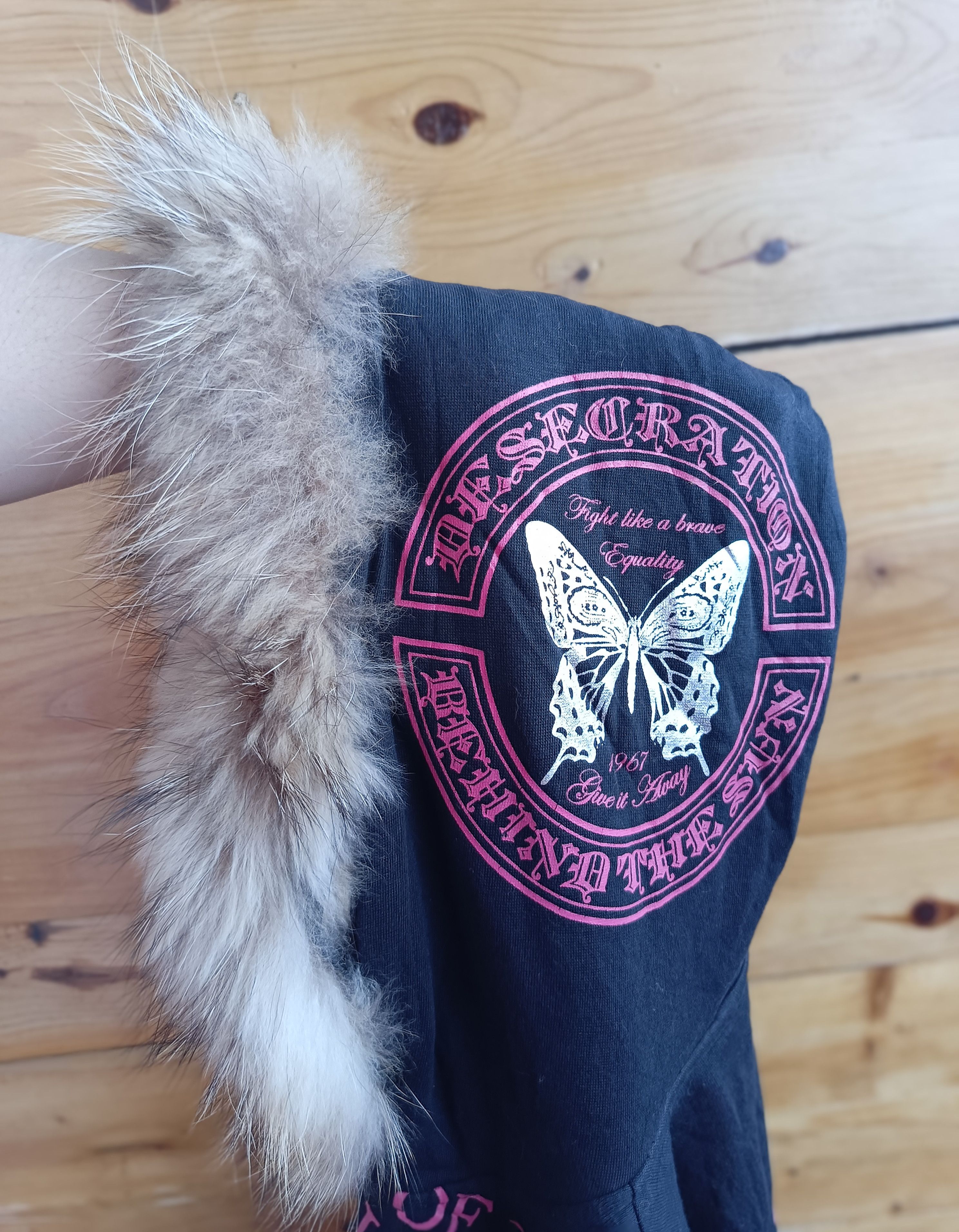 Defectibe Struct Fur Hoodie Poem Pink Butterfly LGB Style