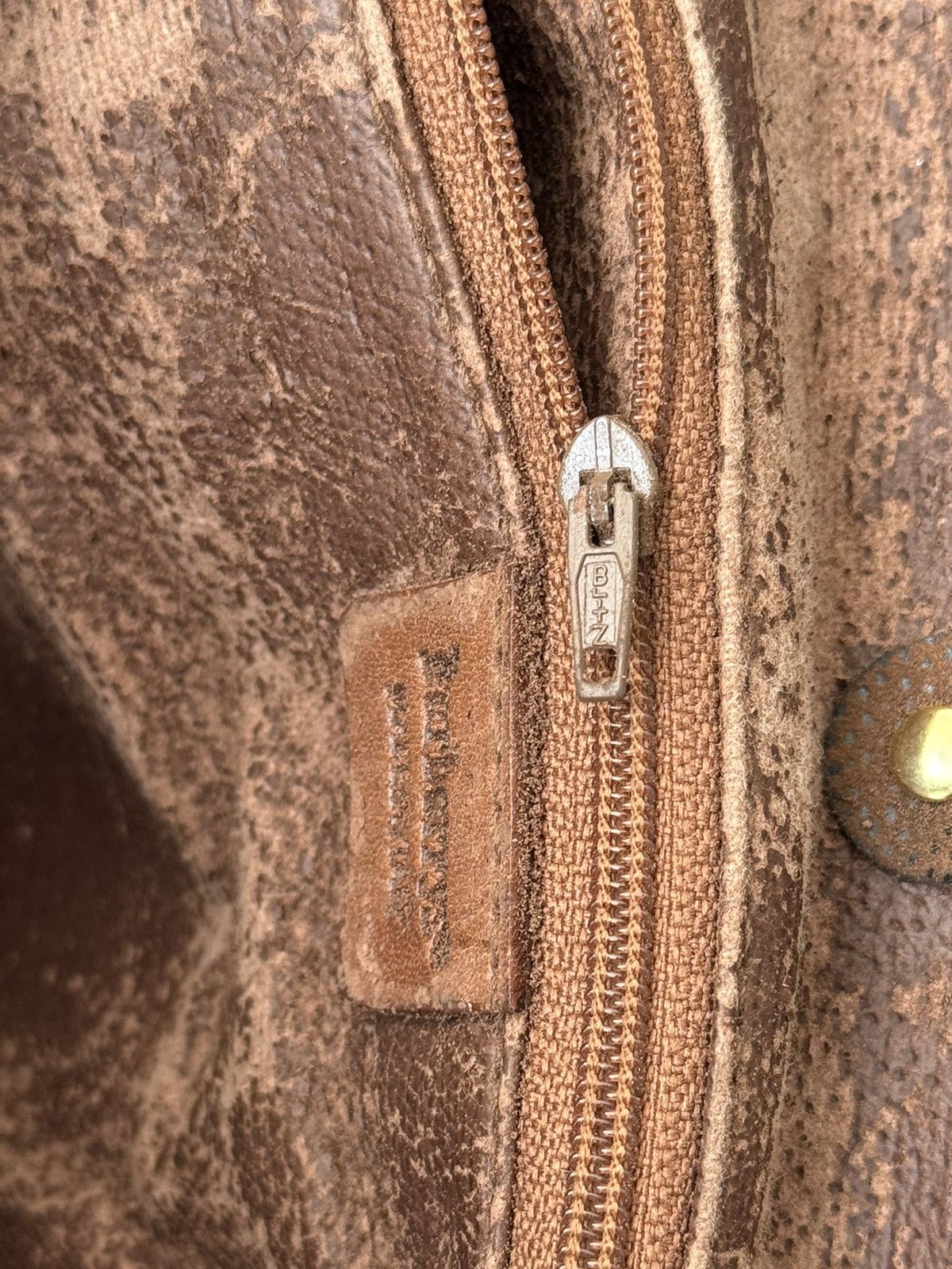 Burberry × Vintage Vintage 80s Burberrys Nova Check Leather/Canvas Shoulder Bag Size ONE SIZE - 10 Thumbnail