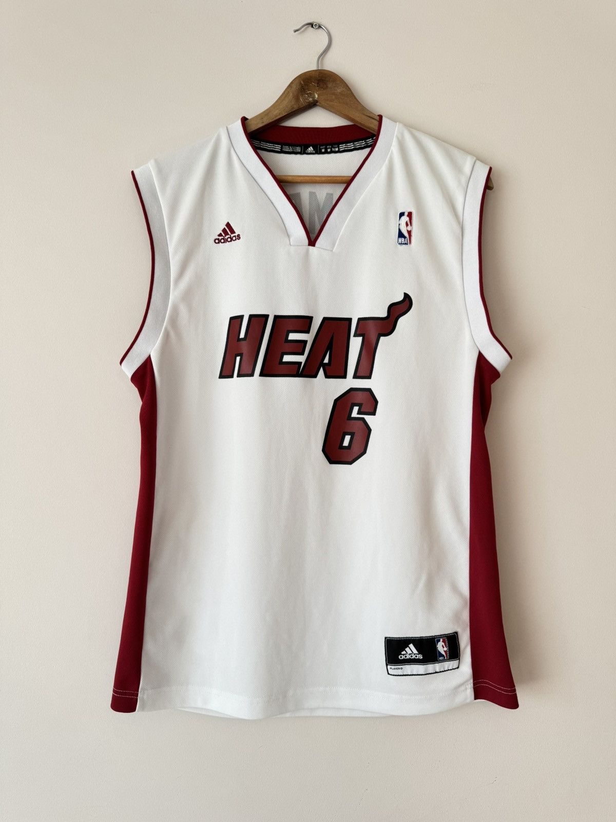 Adidas James #6 Miami Heat Basketball Jersey NBA Shirt Kit Size US M / EU 48-50 / 2 - 4 Thumbnail