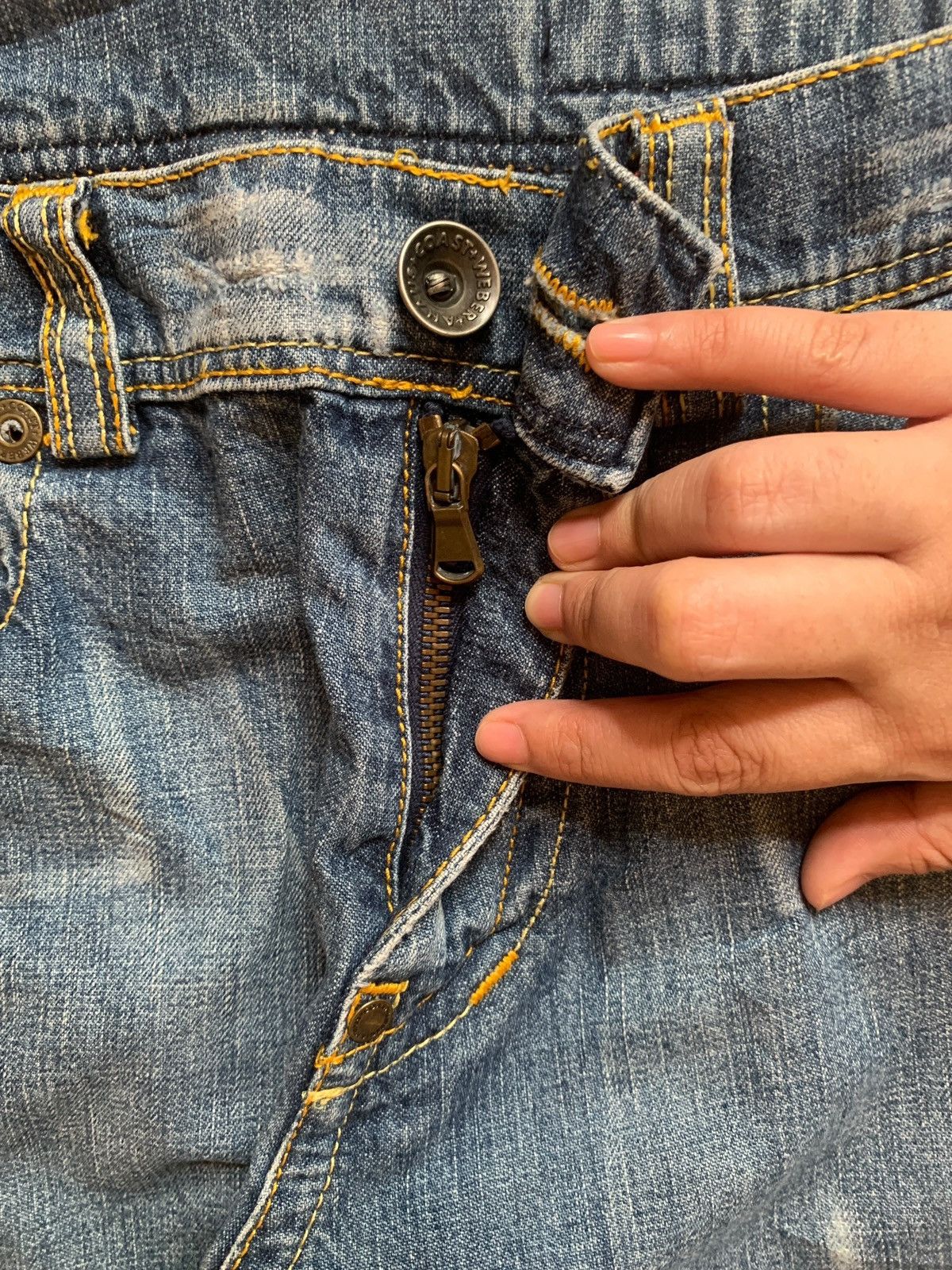 Japanese Brand SALES🔥Vintage Japanese Brand Blue Wash Distress Baggy Jeans Size US 33 - 3 Thumbnail