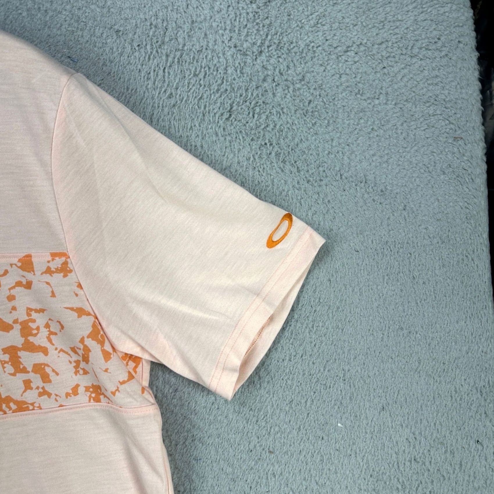 Oakley Oakley Hydrolix Polo Shirt Men Golf Short Sleeve Large Pastel Orange Rugby NEW Size US L / EU 52-54 / 3 - 7 Thumbnail
