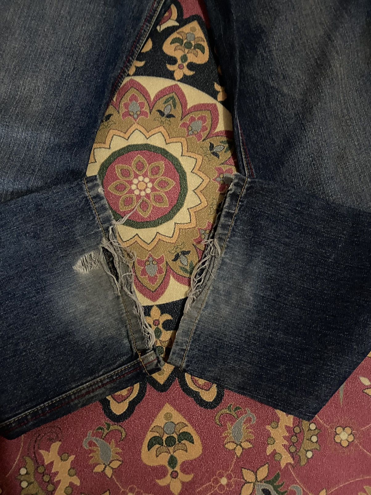 Akademiks Vintage Akademics ‘AKDMKS’ Distressed Jeans Size 32 Size US 32 / EU 48 - 9 Thumbnail