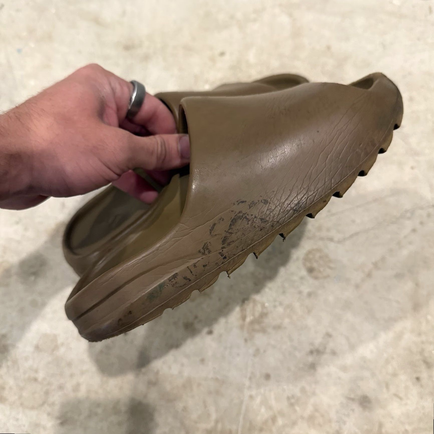 Adidas Adidas Yeezy Slide Flax Size 5 Brown Used Men Shoes Slide Cushion Breathable Lightweight Foam Insole 2024 Limited Edition FZ5896 Size US 5 / EU 37 - 2 Thumbnail