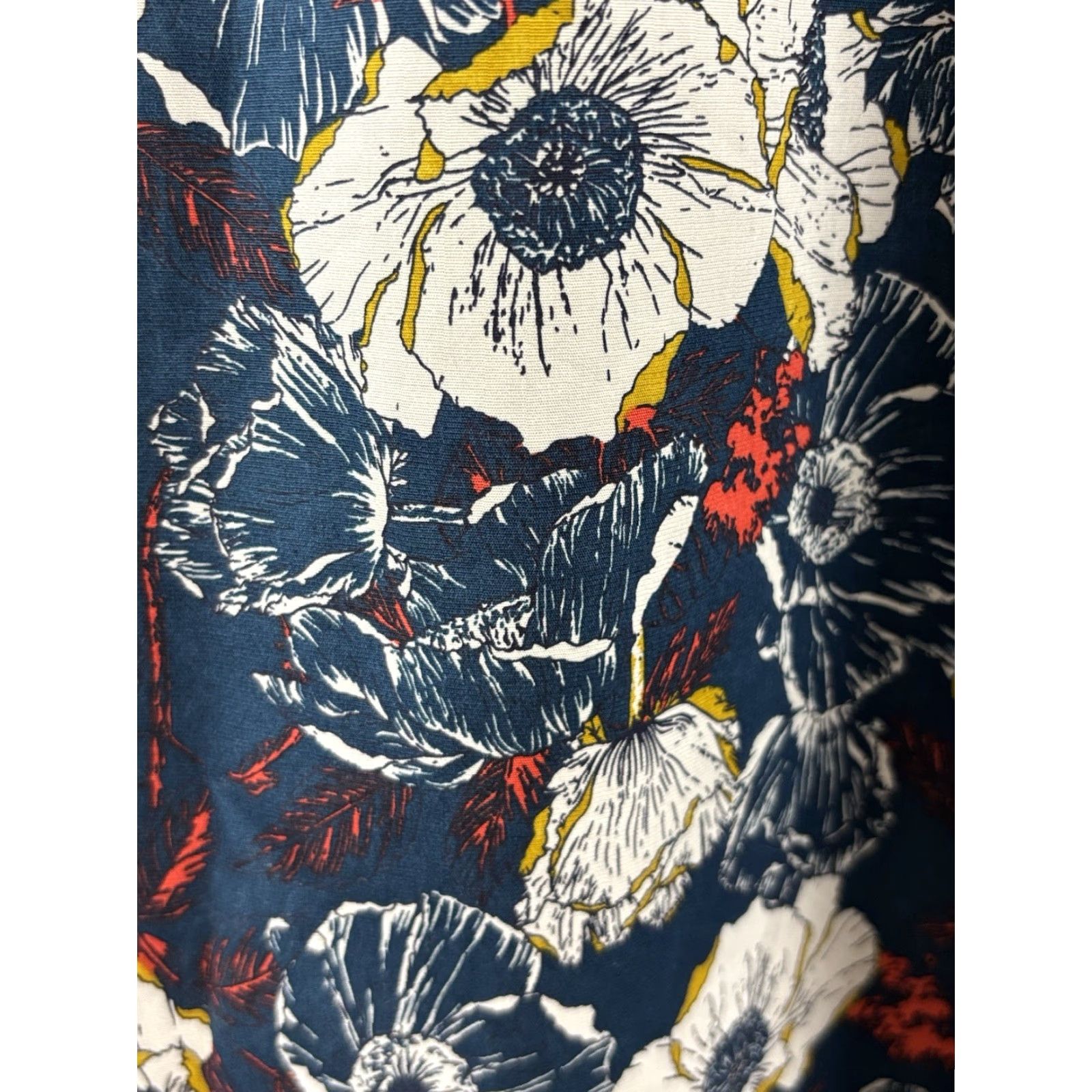 Vintage VINTAGE? No. Duluth Trading Co. Wrinklefighter Tunic Shirt Womens 4X Blue Floral Print Size XXL / US 16-18 / IT 52-54 - 6 Thumbnail