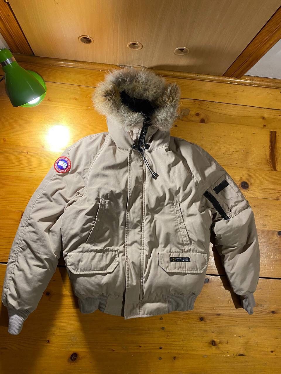 Canada Goose Canada goose Beige Vintage Size US M / EU 48-50 / 2 - 1 Thumbnail