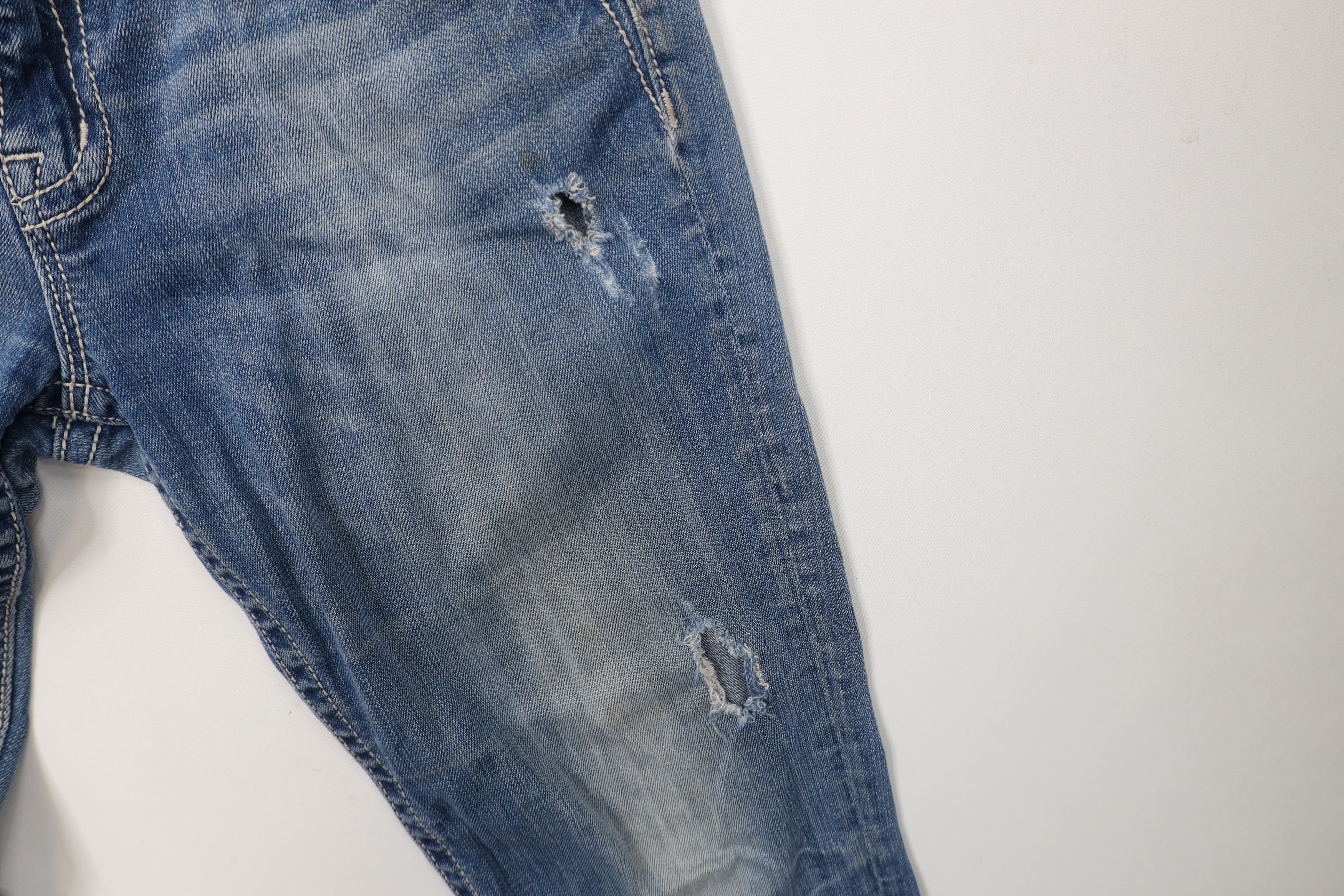 Miss Me × Vintage Miss Me Thick Stitch Fleur de Lis Cropped Stretch Jeans Size 32" / US 10 / IT 46 - 6 Thumbnail
