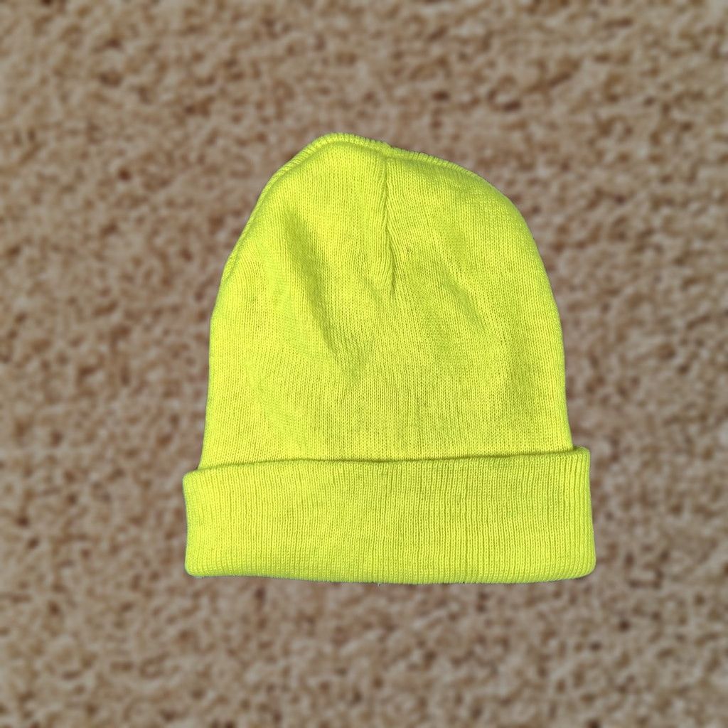 Vintage Knit Beanie Mens One Size Yellow Solid Soft Stretch Winter Warm Casual Hat Size ONE SIZE - 1 Thumbnail