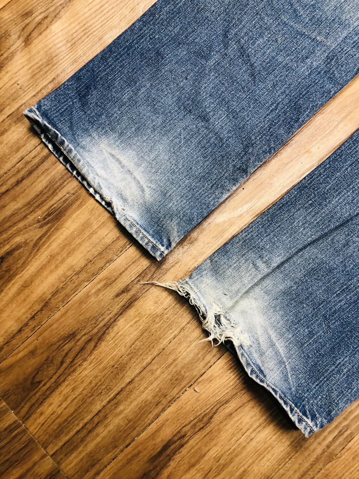 Takeo Kikuchi Takeo Kikuchi Ripped Jeans (35) Size US 34 / EU 50 - 15 Thumbnail