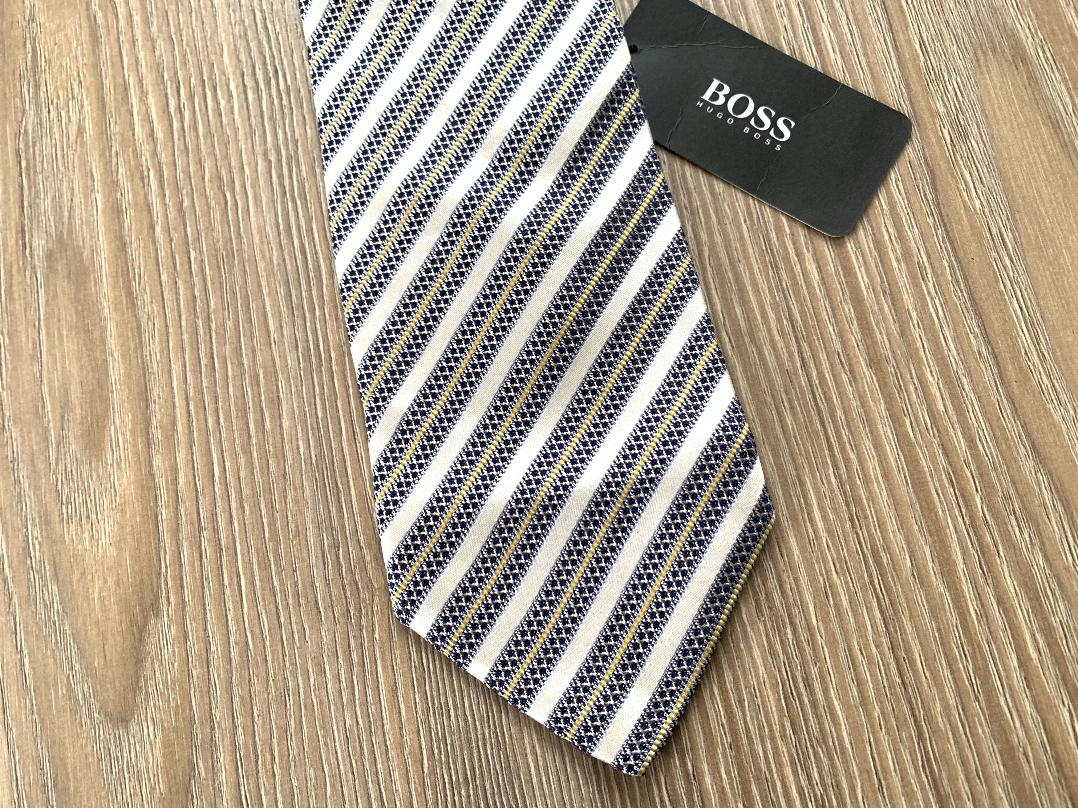 Hugo Boss Hugo Boss White Striped Silk Tie Size ONE SIZE - 3 Thumbnail
