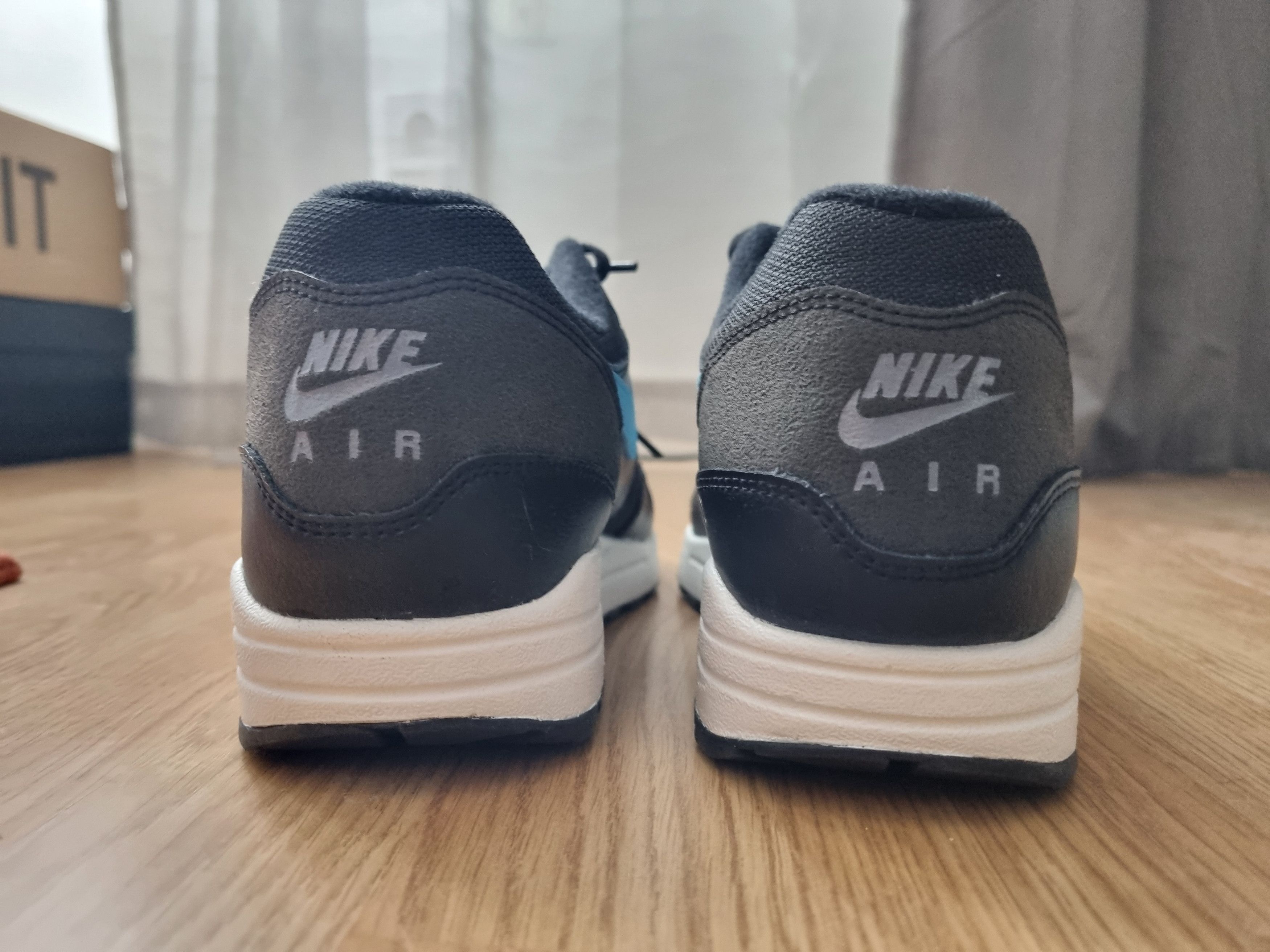 Nike Nike Air Max 1 Tongue Tab Black Blue Fury Size US 10 / EU 43 - 5 Thumbnail