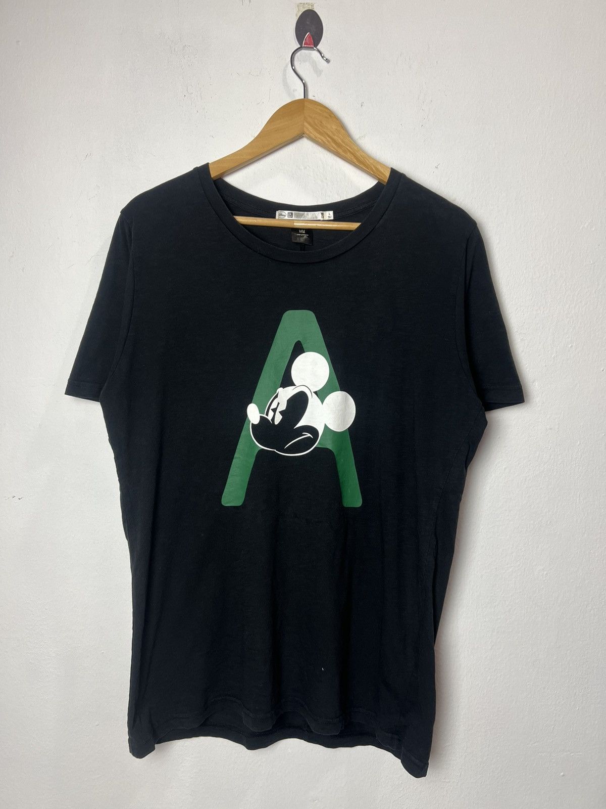 Undercover × Uniqlo Uniqlo Undercover Mickey Mouse Japan Tee Size US L / EU 52-54 / 3 - 1 Thumbnail