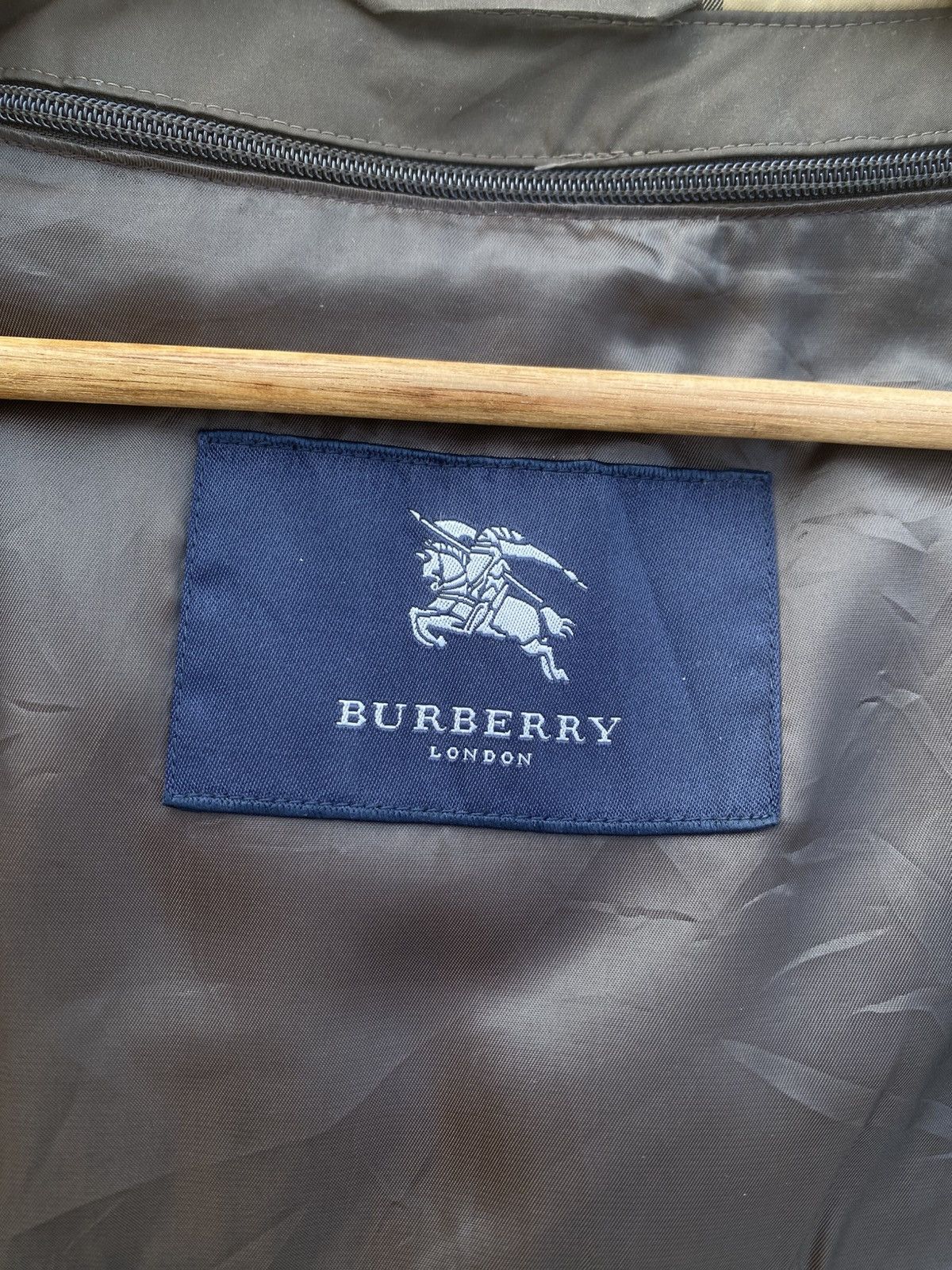 Burberry Rare Vintage Burberry Nylon Long Jacket Size US L / EU 52-54 / 3 - 10 Thumbnail