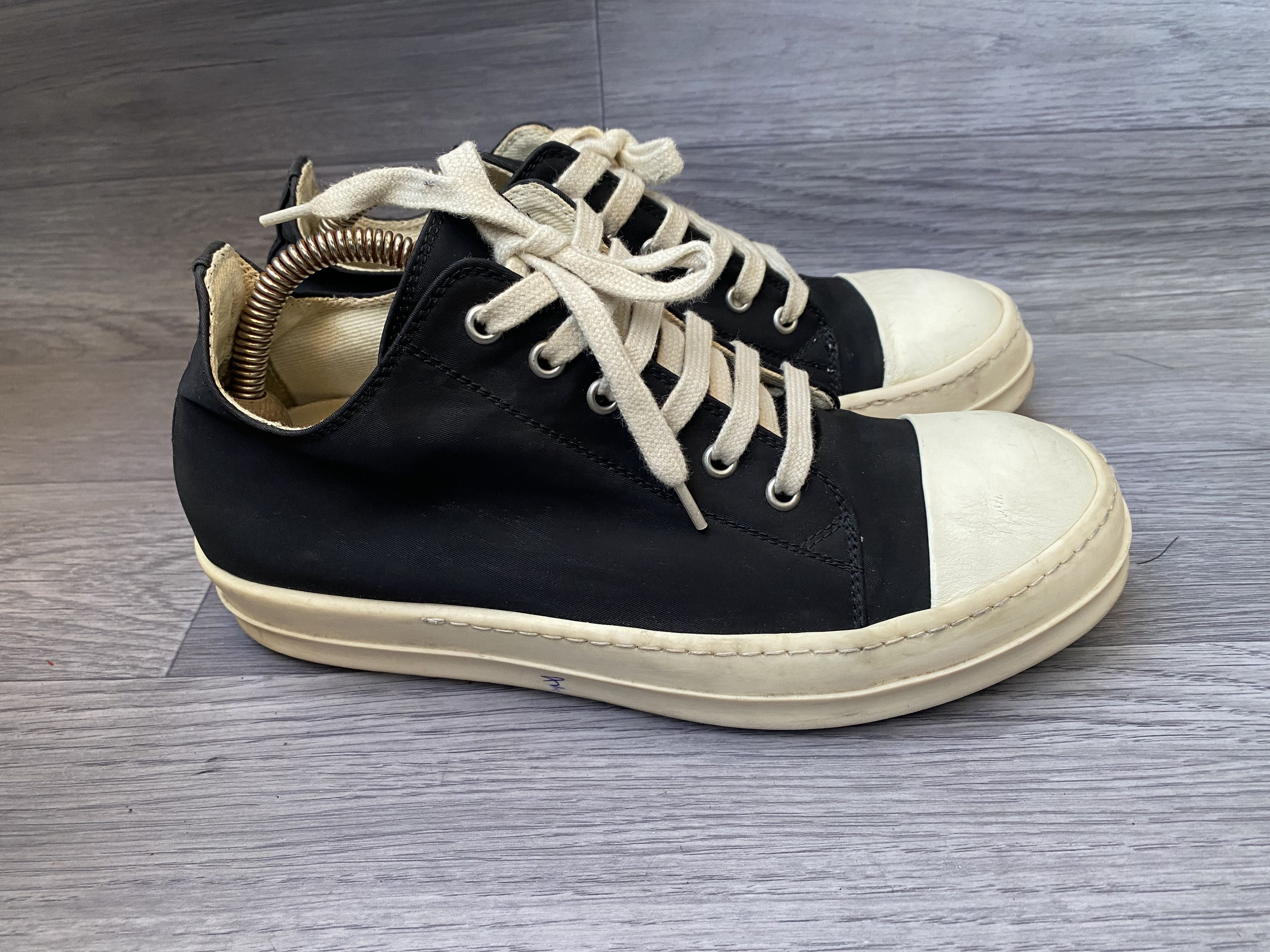 Rick Owens Drkshdw Rick owens drkshw low top sneakers sz 39 Size US 6 / EU 39 - 7 Thumbnail