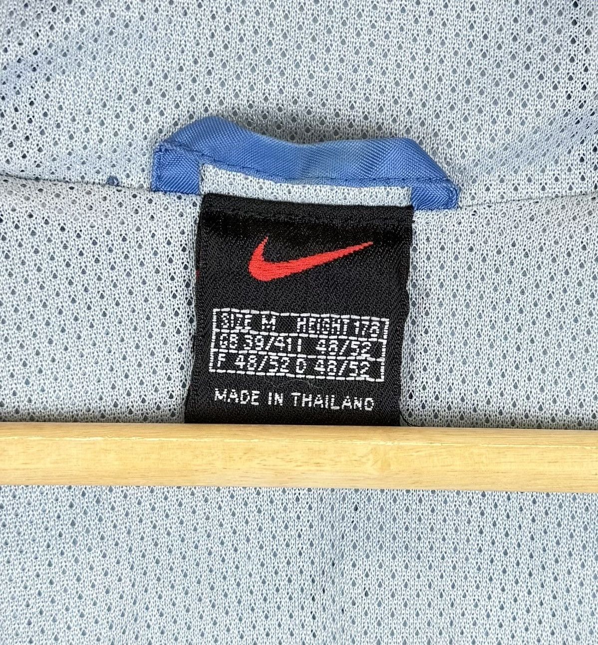 Nike Vintage Nike Anorak 1/2 Zip Jacket Blue Hooded Swoosh Nylon Size US M / EU 48-50 / 2 - 4 Thumbnail