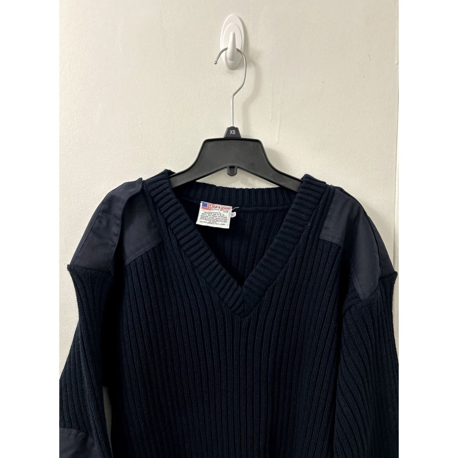 Commando VINTAGE Commando Sweater Mens XL Navy Blue Ribbed Patches Made In USA USA Patch V-Neck Pullover Size US XL / EU 56 / 4 - 2 Thumbnail