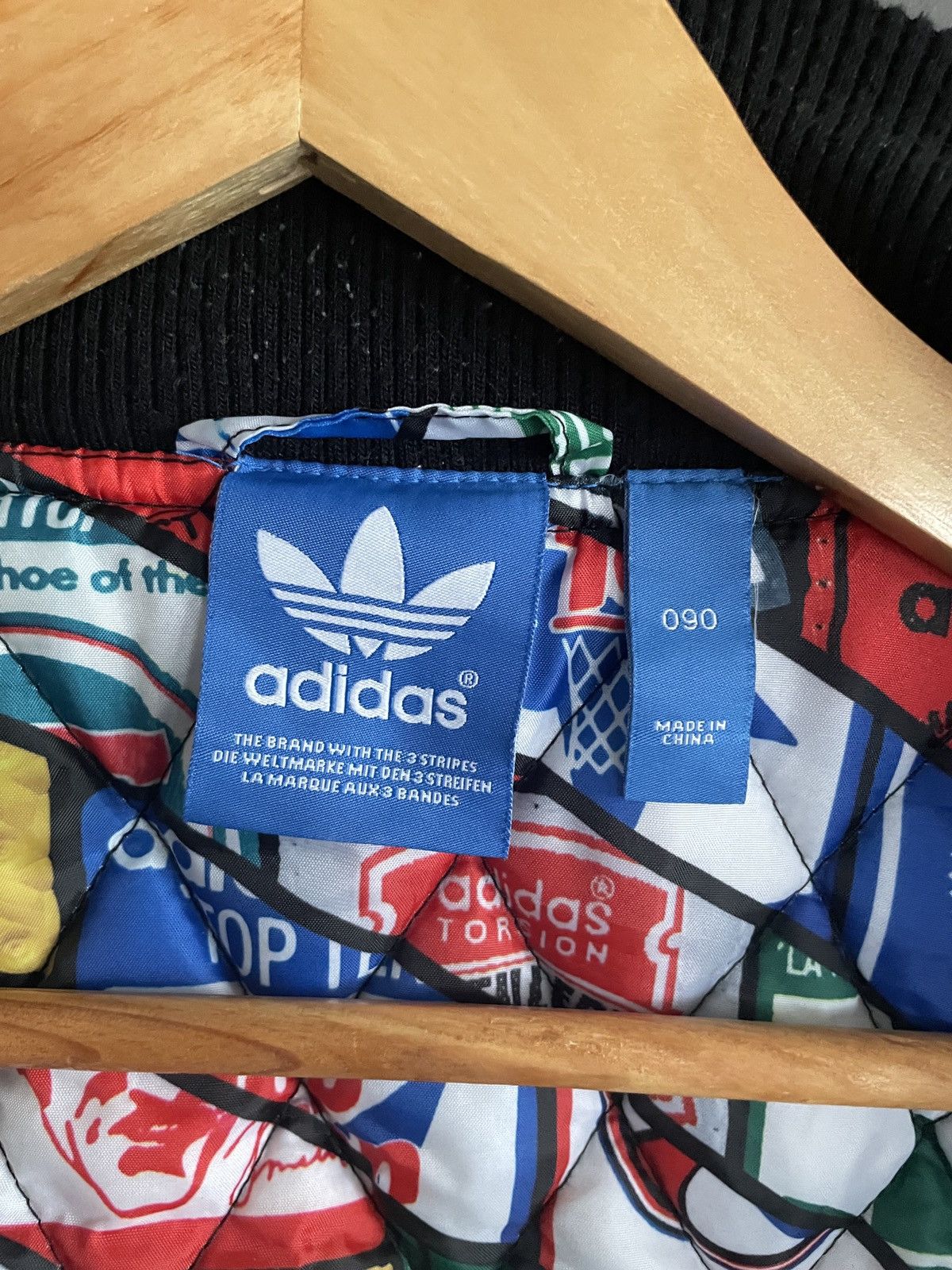 Adidas Very Rare Vintage Brand Adidas Varsity Jacket 2000s Size US M / EU 48-50 / 2 - 11 Thumbnail