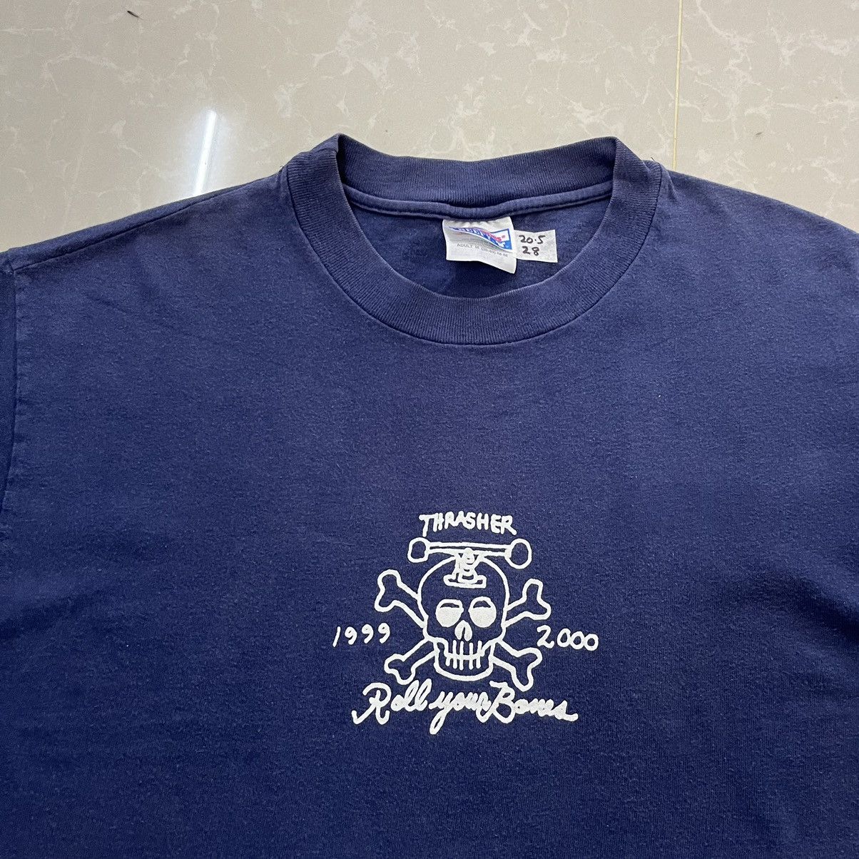 Thrasher × Vintage Vintage 90s Thrasher “Roll You Bones” Skateboarding Tee Size US M / EU 48-50 / 2 - 4 Thumbnail