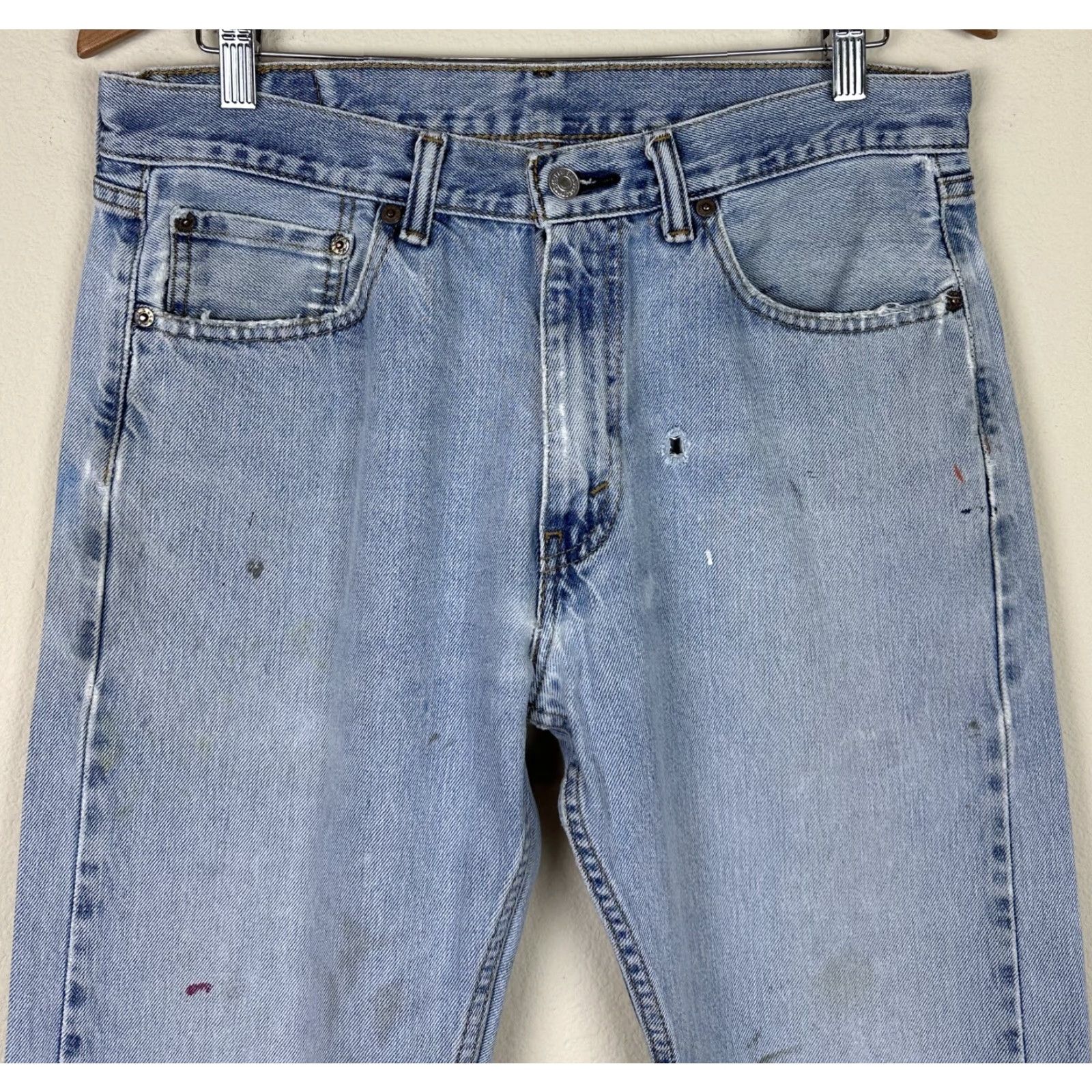 Levi's VINTAGE Levi's 505 Denim Jeans 33x31 ACTUAL THRASHED Paint Splatter Workwear Distressed Holes 80s 90s Mens Jeans Size US 33 - 2 Thumbnail