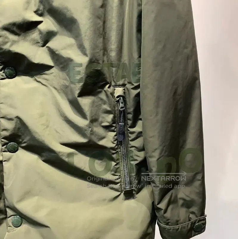 Burberry Burberry Men's Military Green Nylon Down Jacket. Size US M / EU 48-50 / 2 - 6 Thumbnail