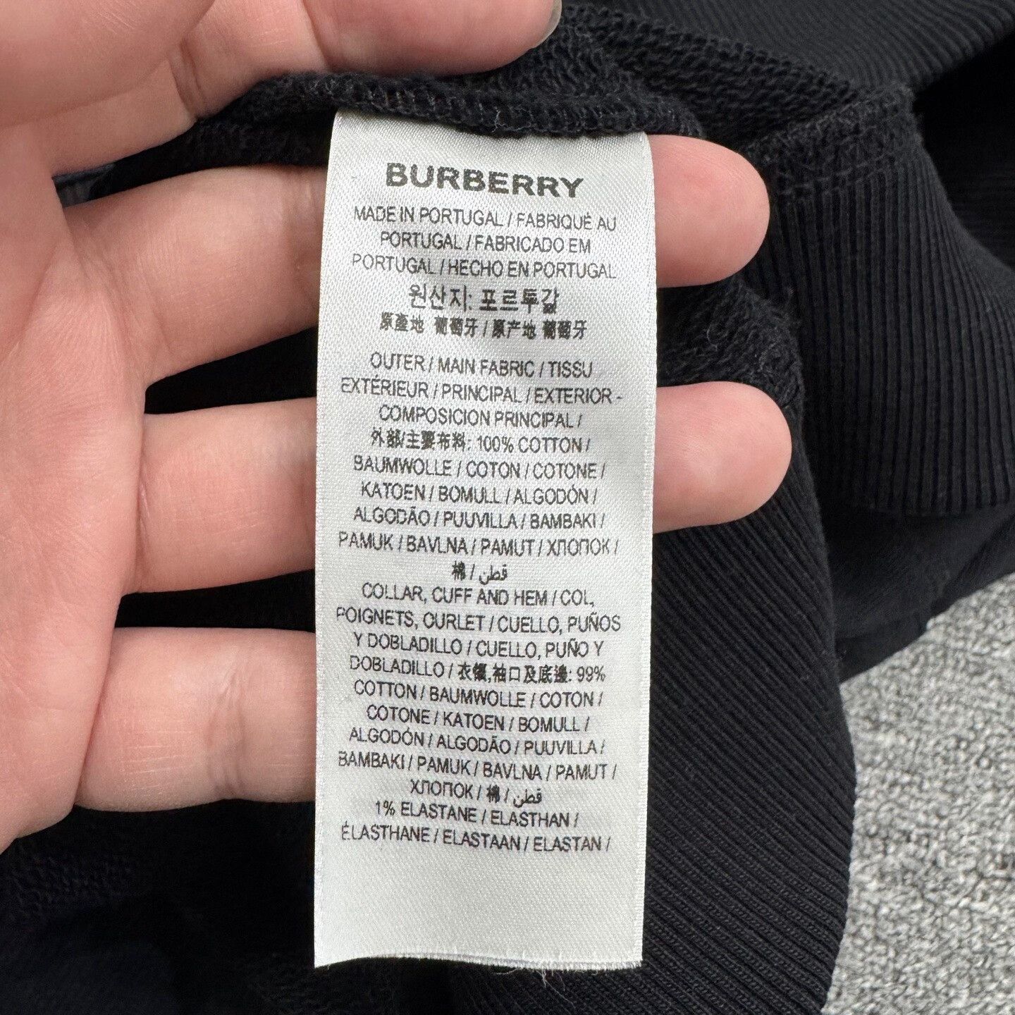 Burberry burberry embellished black sweatshirt in xl. Size US XL / EU 56 / 4 - 5 Thumbnail