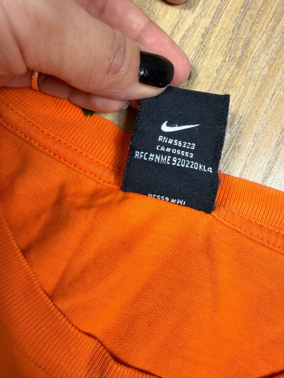 Nike 00’s NIKE CENTER SWOOSH VINTAGE Y2K RARE TEE Size US XL / EU 56 / 4 - 3 Thumbnail