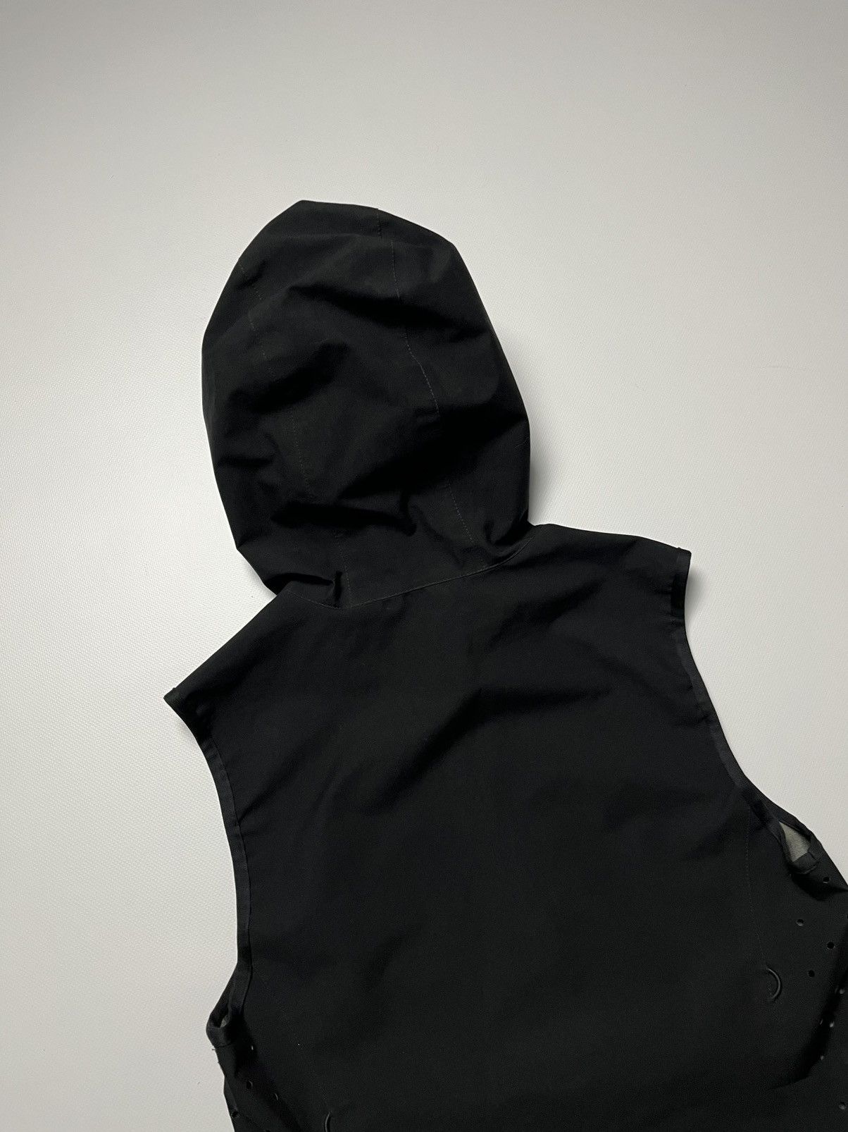 Prada Prada Luna Rossa hooded utility vest black vintage Size S / US 4 / IT 40 - 8 Thumbnail