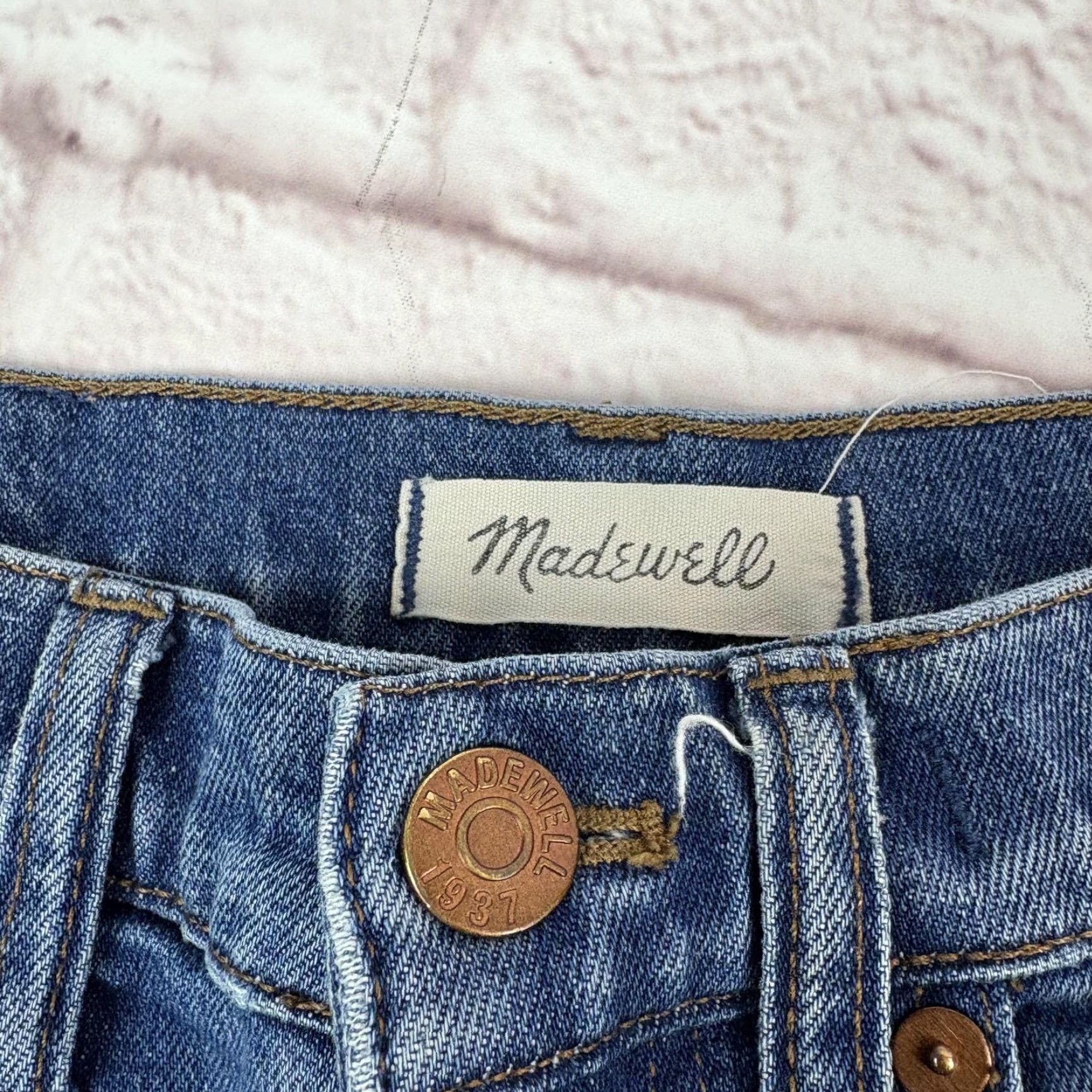 Madewell Madewell Jeans Womens 25 Blue Medium Wash Distressed 26x26 Denim Straight Crop 5-Pocket Zip Mid Rise Size 42" / US 20 - 6 Thumbnail