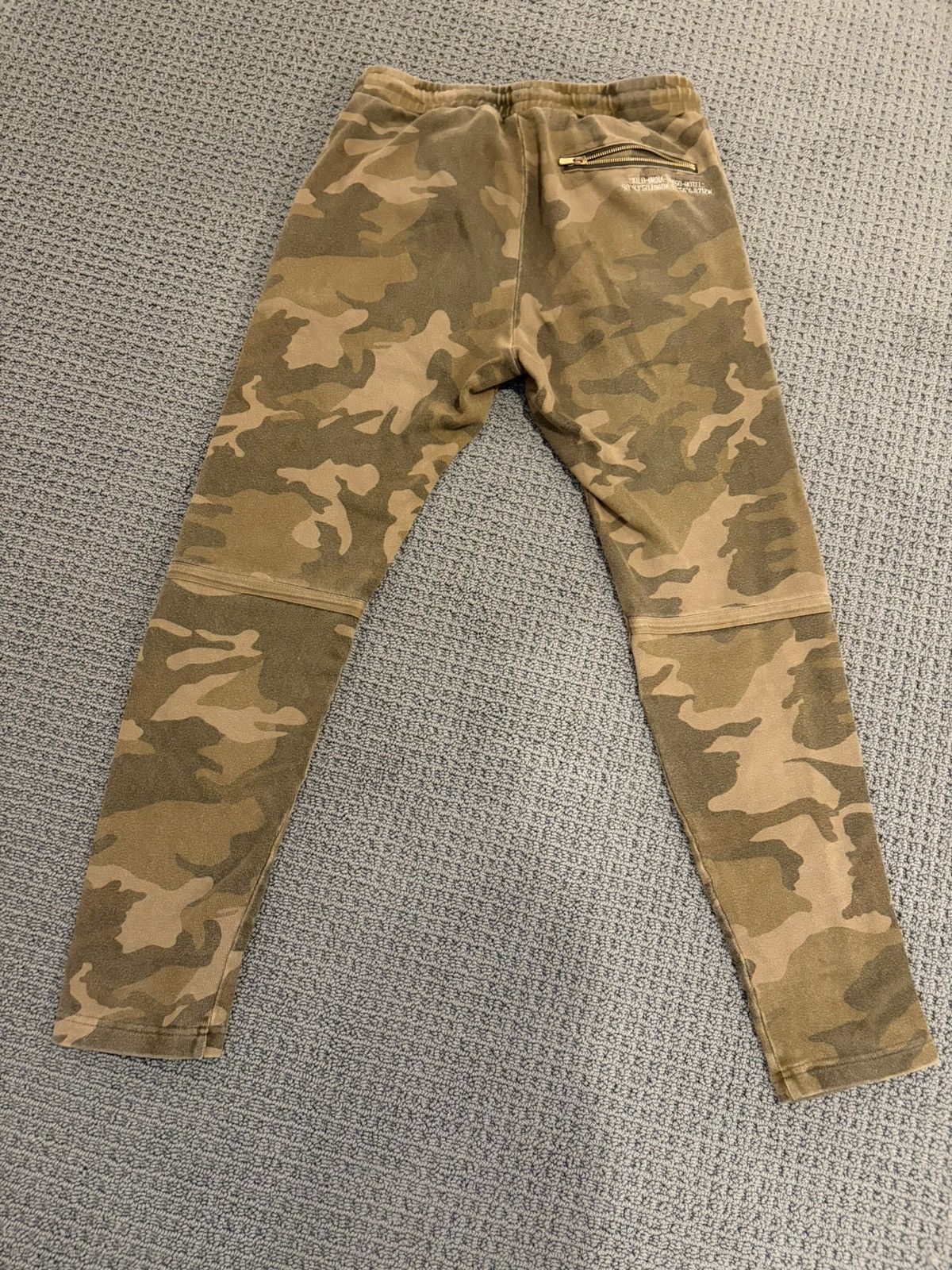 Kith Kith special edition green camo sweatpants. Like New Size US 32 / EU 48 - 2 Thumbnail