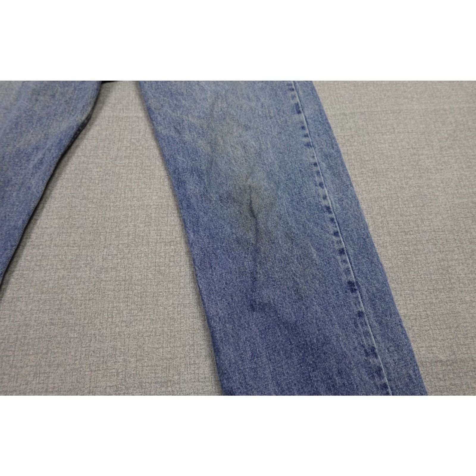 Levi's Levi's 505 Jeans Mens 36x32 Blue Regular Fit Straight Leg Light Wash Vintage Size US 36 / EU 52 - 5 Thumbnail