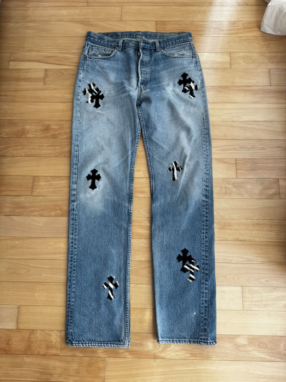 image of 1Of1 Chrome Hearts X Levi’S Cross Patch 501 Jeans in Indigo, Men's (Size 33)