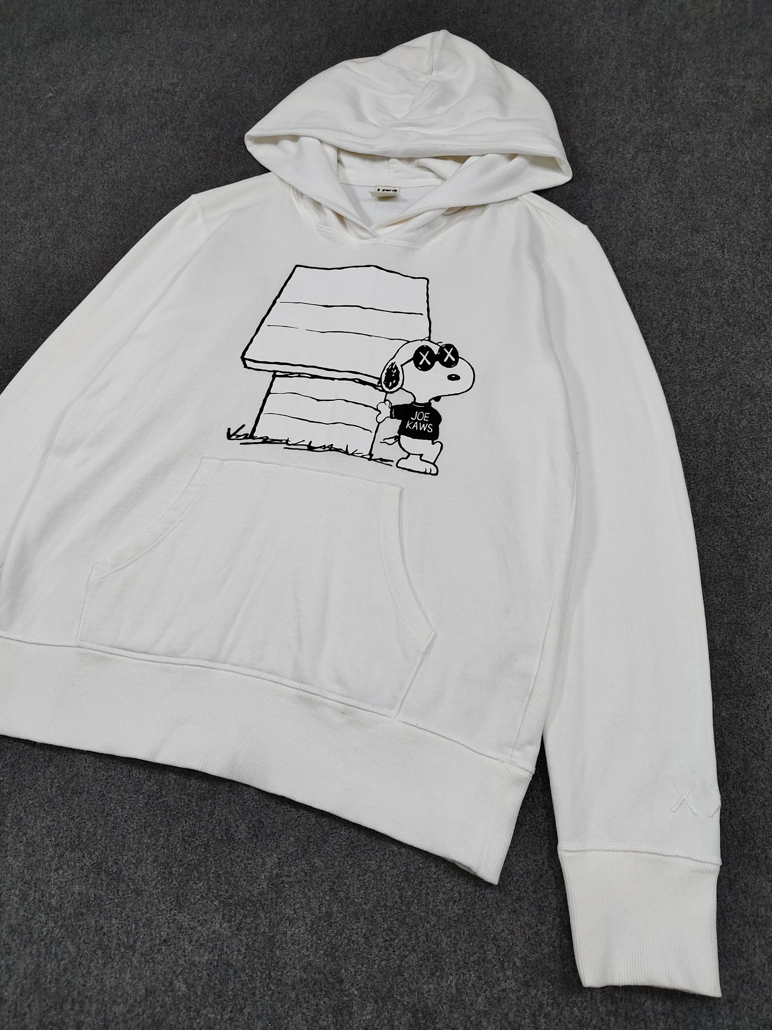 Kaws × Uniqlo 🔥KAWS by Uniqlo Classic Peanuts Graphic Pullover Hoodie Size US S / EU 44-46 / 1 - 3 Thumbnail