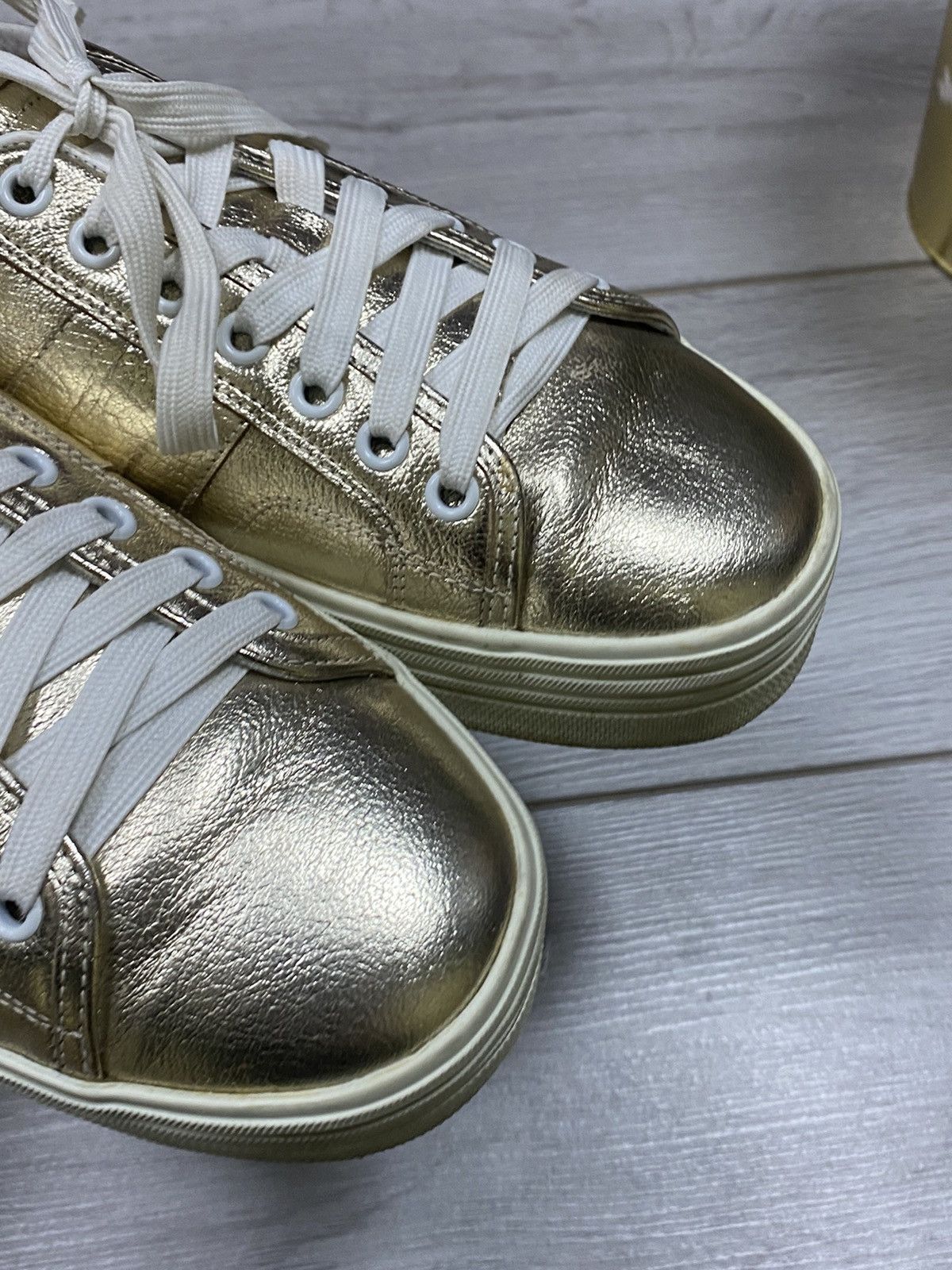 Saint Laurent Paris Saint Laurent Paris metallic platinum court leather sneakers Size US 10 / IT 40 - 4 Thumbnail