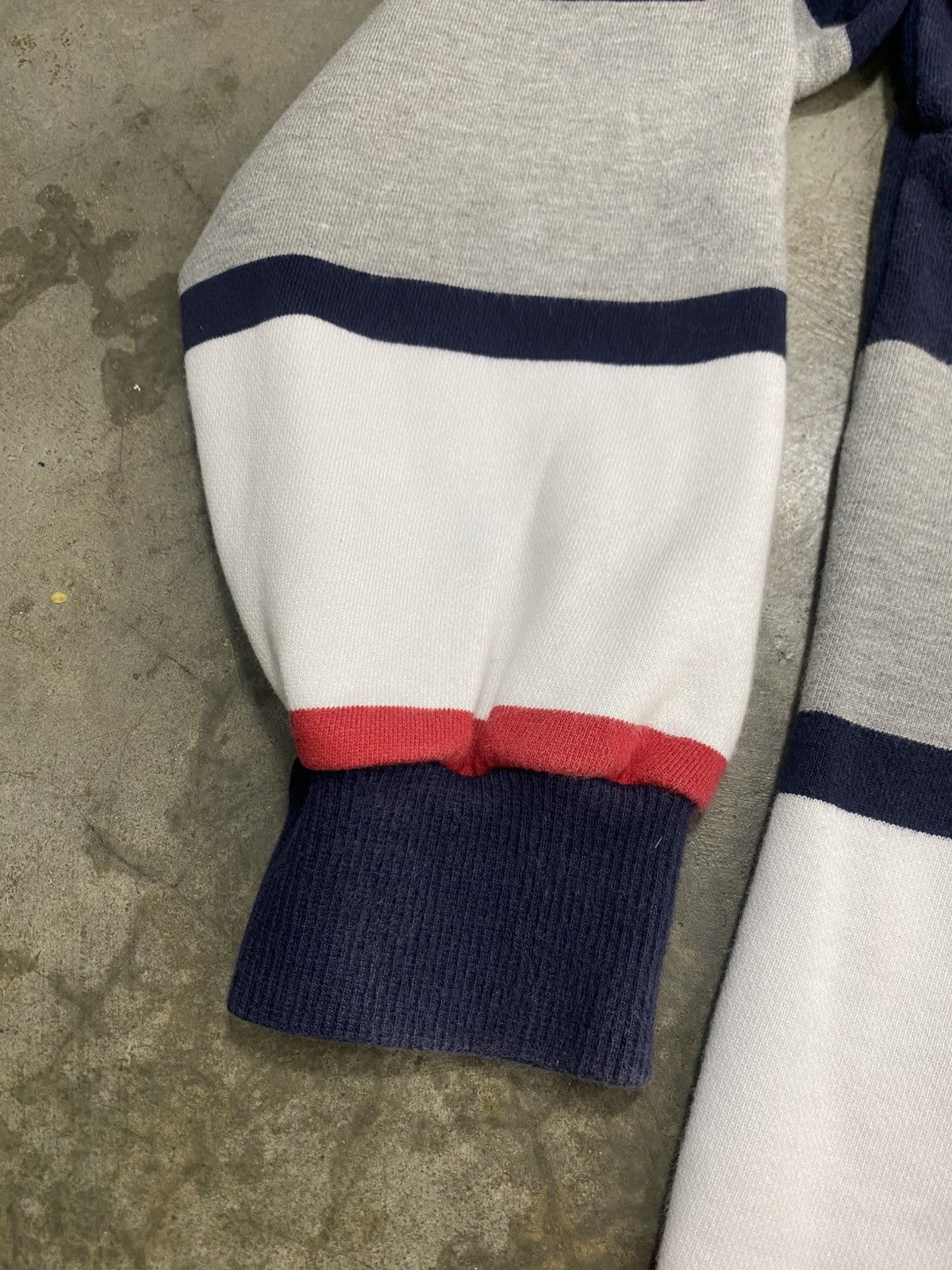 Canterbury of New Zealand Vintage 90s Canterbury of New Zealand Rugby Sweatshirt Size US L / EU 52-54 / 3 - 4 Thumbnail