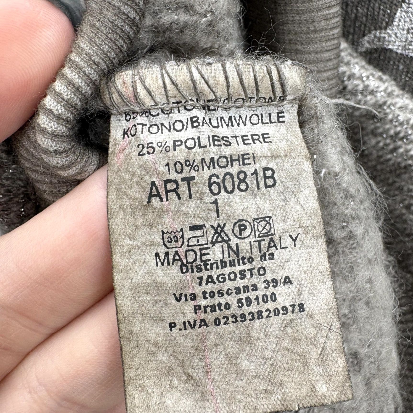 Vintage VINTAGE Scandal Sweater Womens Beige Camouflage Sequin Crew Neck Pullover Italy Boho S Beige Womens Crew Neck Long Sleeve Knit Moir? Size S / US 4 / IT 40 - 5 Thumbnail