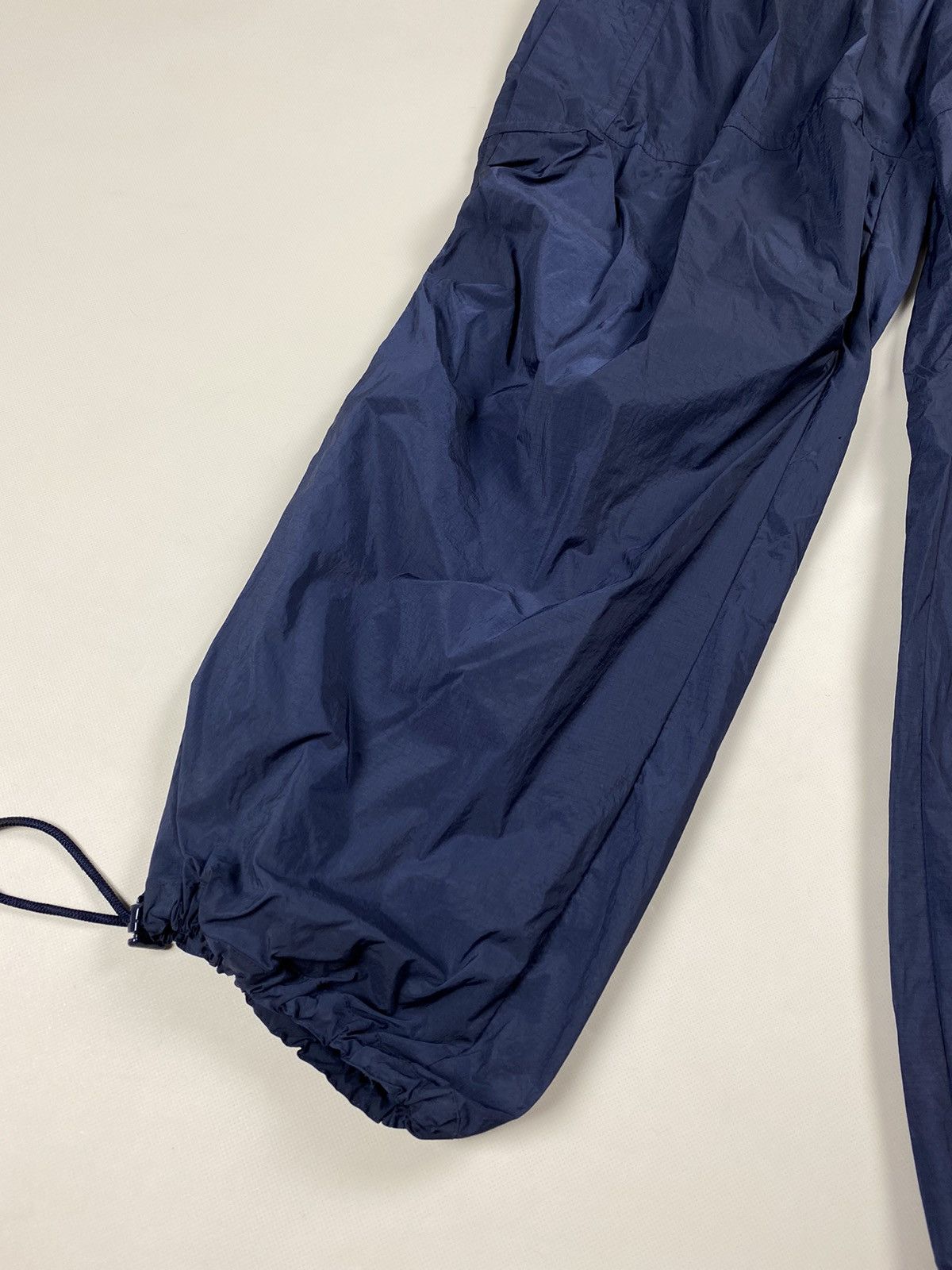 Louis Vuitton Louis Vuitton men’s nylon cargo pants trousers size 42 Size US 36 / EU 52 - 5 Thumbnail