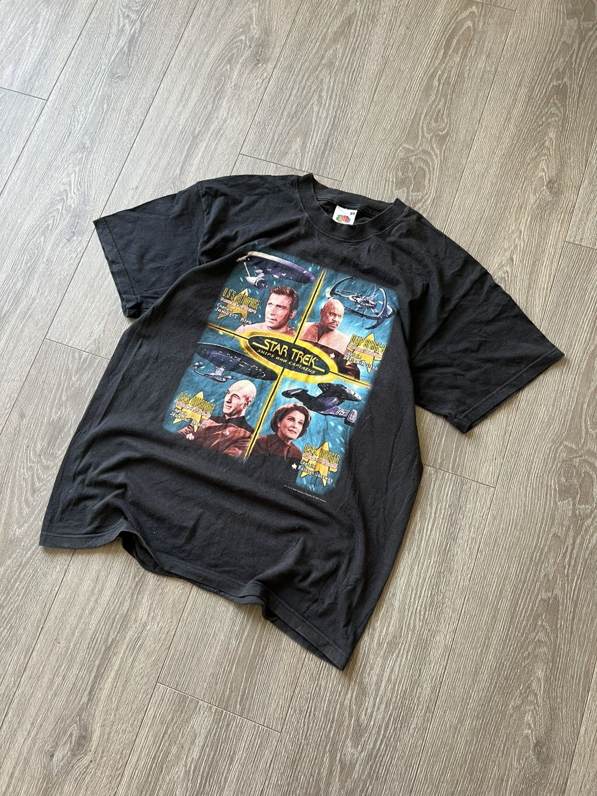Vintage 2000s Vintage Star Trek Movie Series Tee Size US L / EU 52-54 / 3 - 3 Thumbnail