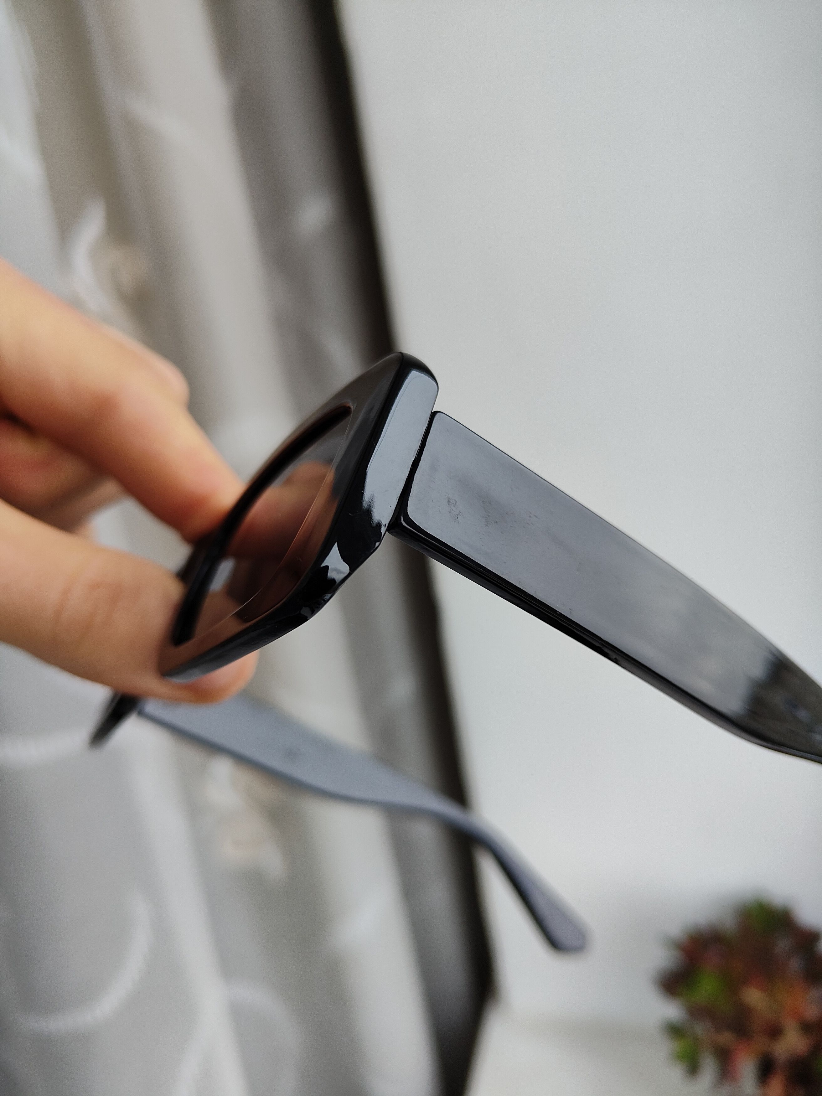 Vintage Woman's Sunglasses In Style Burberry Size ONE SIZE - 5 Thumbnail