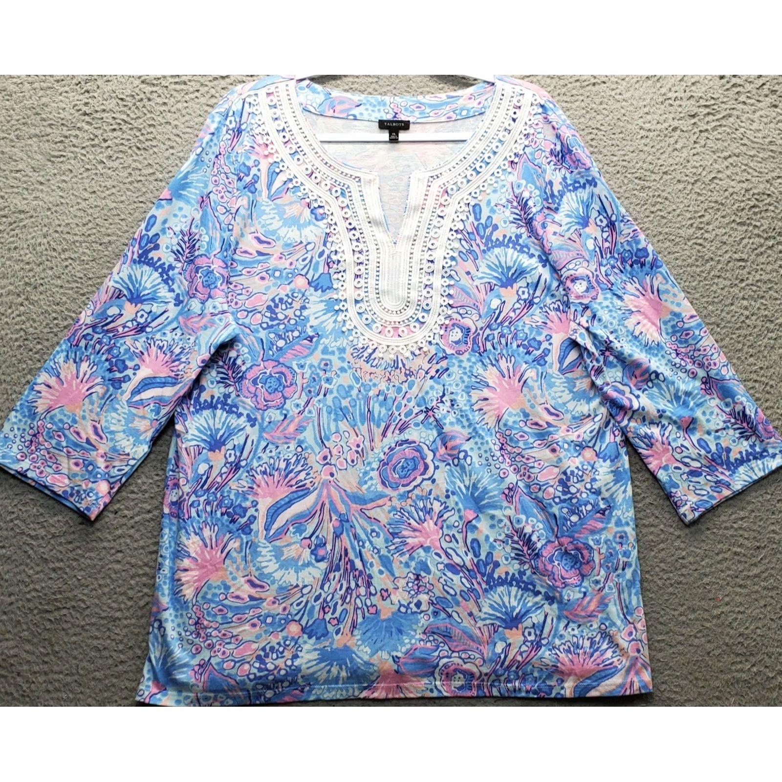 Talbots Talbots Tunic Top Womens XL Multicolor Floral Lace Trim Long Sleeve V-Neck Shirt Size XL / US 12-14 / IT 48-50 - 2 Thumbnail