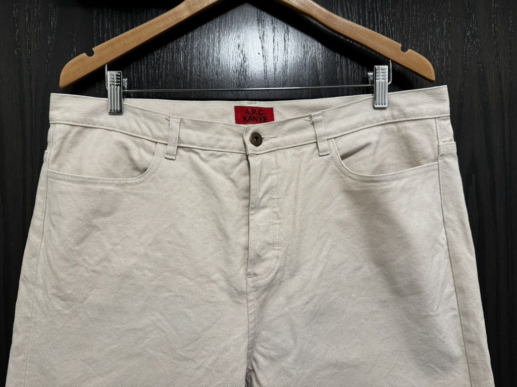 A.P.C. × Kanye West Putty Denim Jeans Size US 35 - 2 Thumbnail