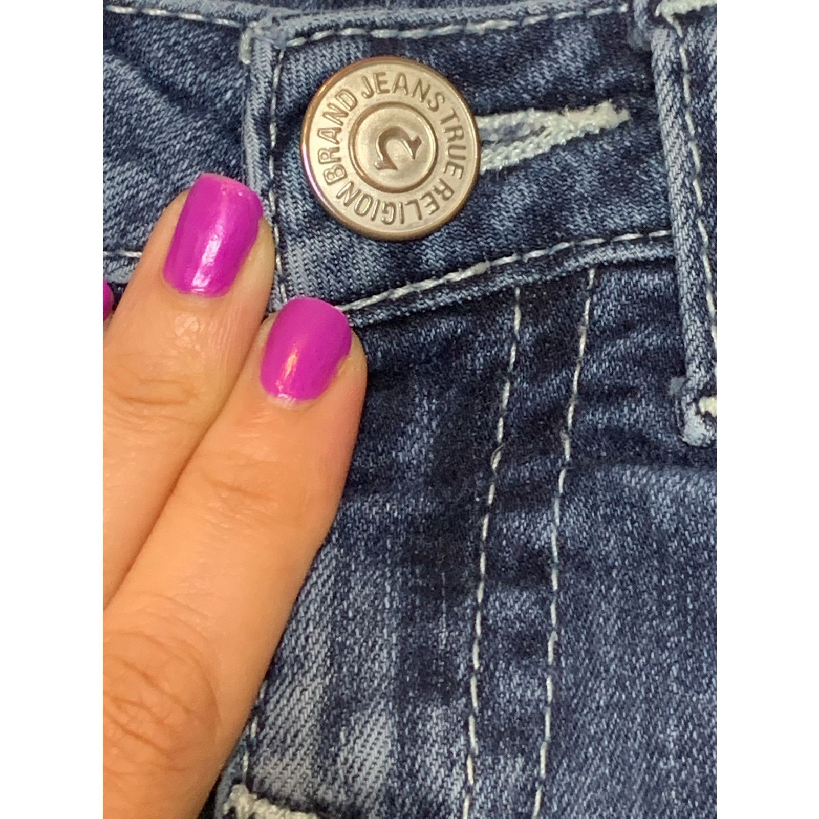 True Religion True Religion denim stretch distressed shorts size 7 Junior Size 23" - 7 Thumbnail